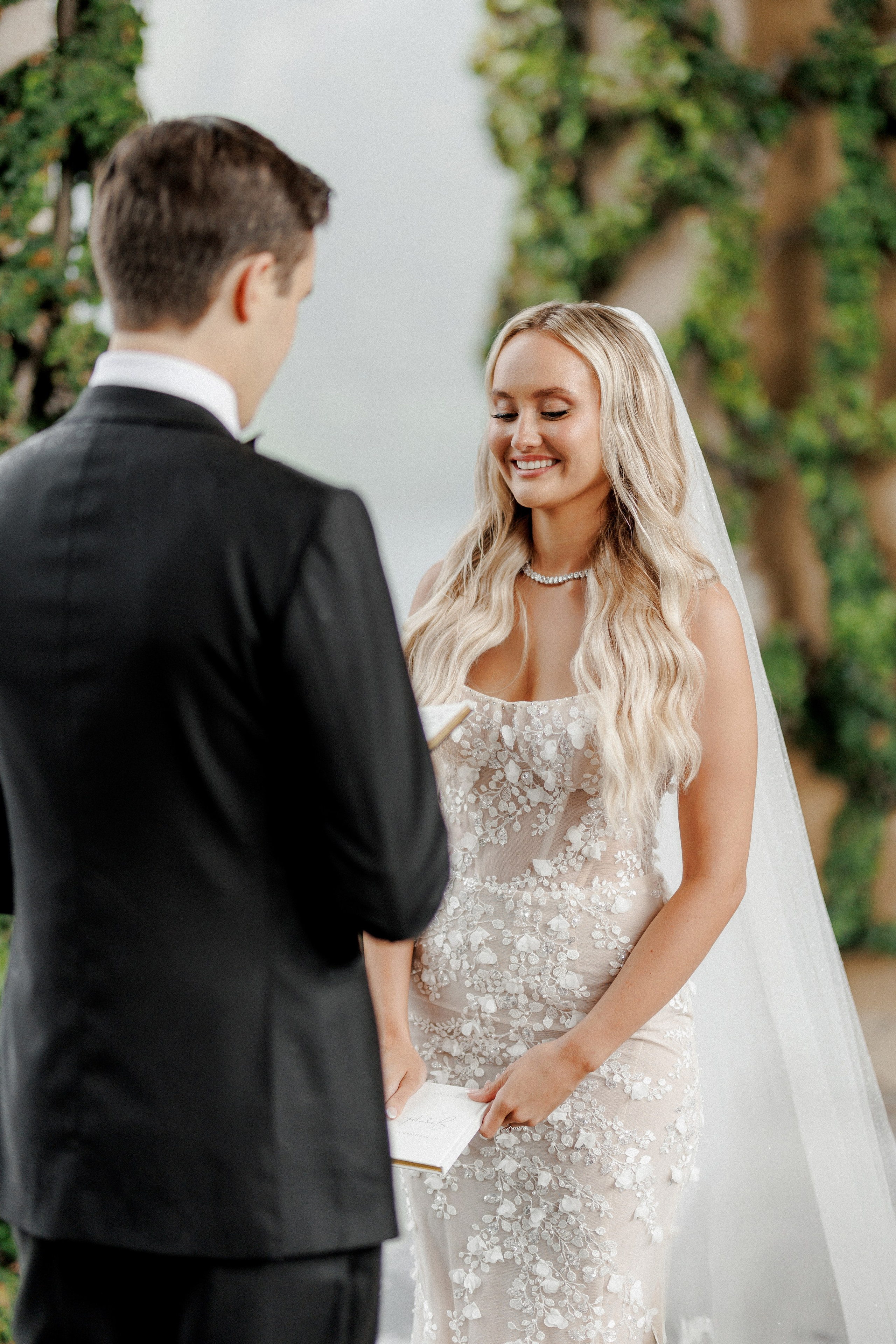 A Timeless & Chic Wedding at Villa Balbianello and Grand Hotel Tremezzo, Lake Como. Wedding and Family Photographer Switzerland and Italy. Valeria Diaz