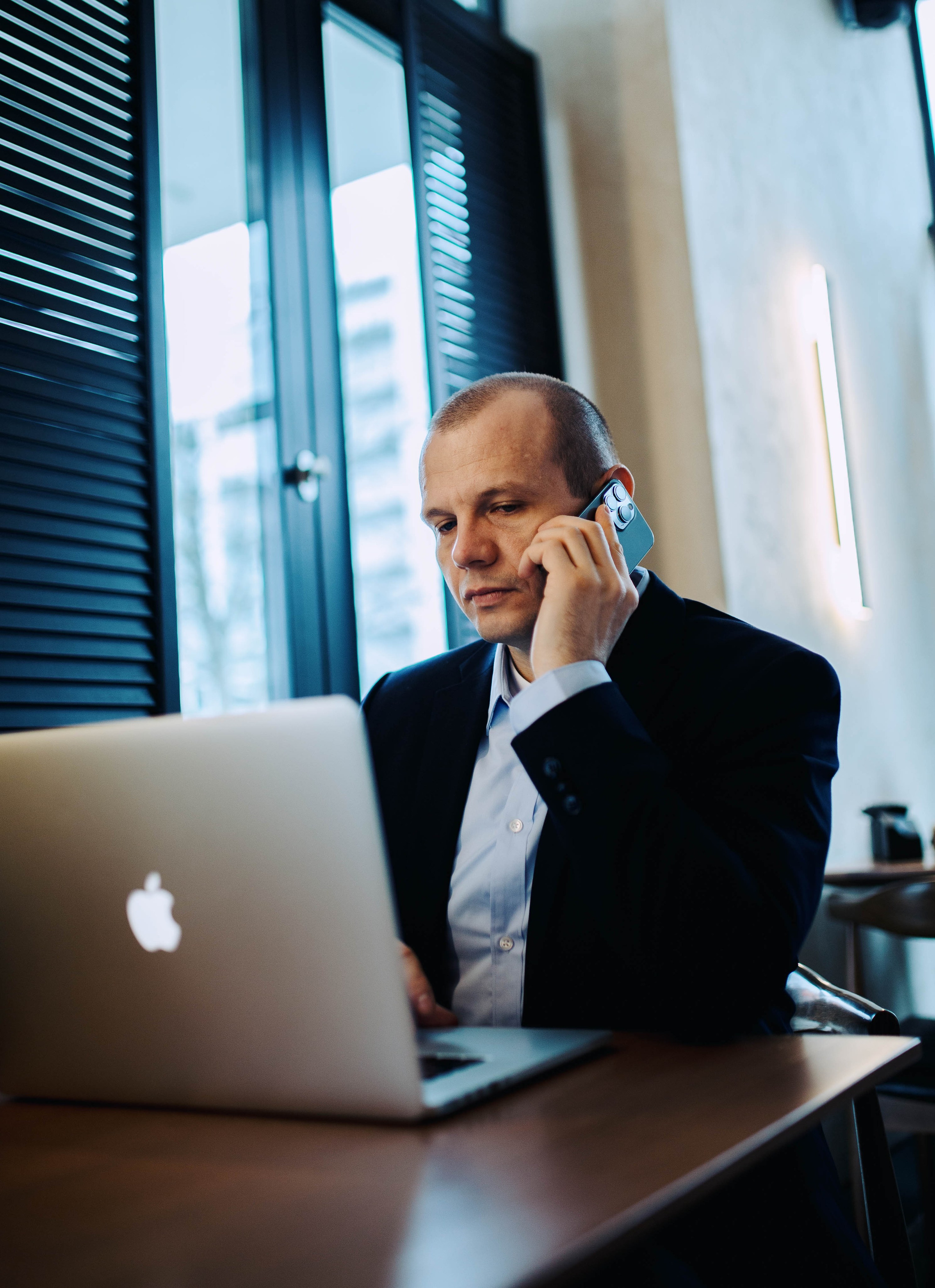 Съемка для эксперта/юриста. Photographer in Warsaw Alena Valnai