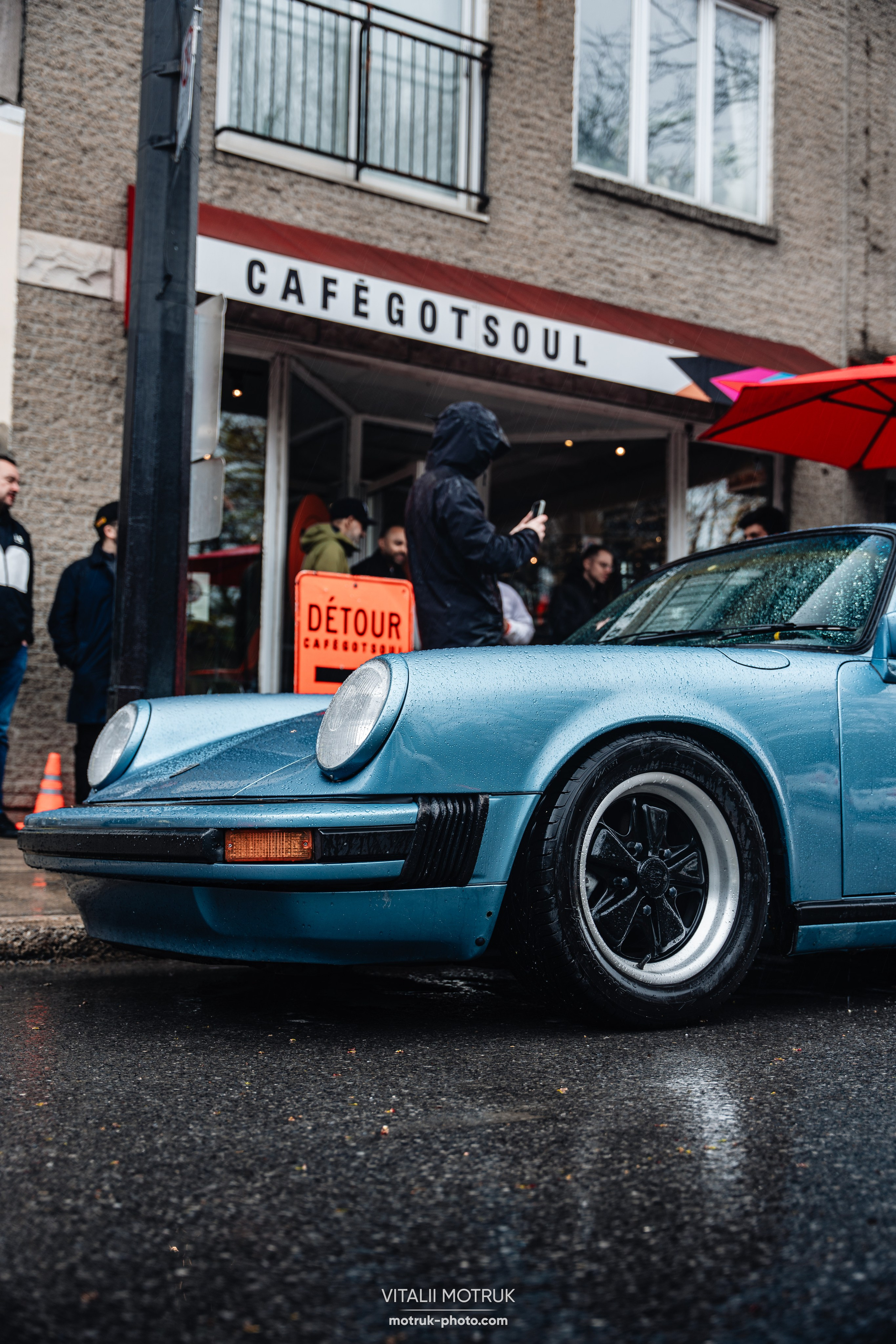 Cars and Coffee CafeGotSoul. Photographe de voitures à Paris — Vitalii Motruk