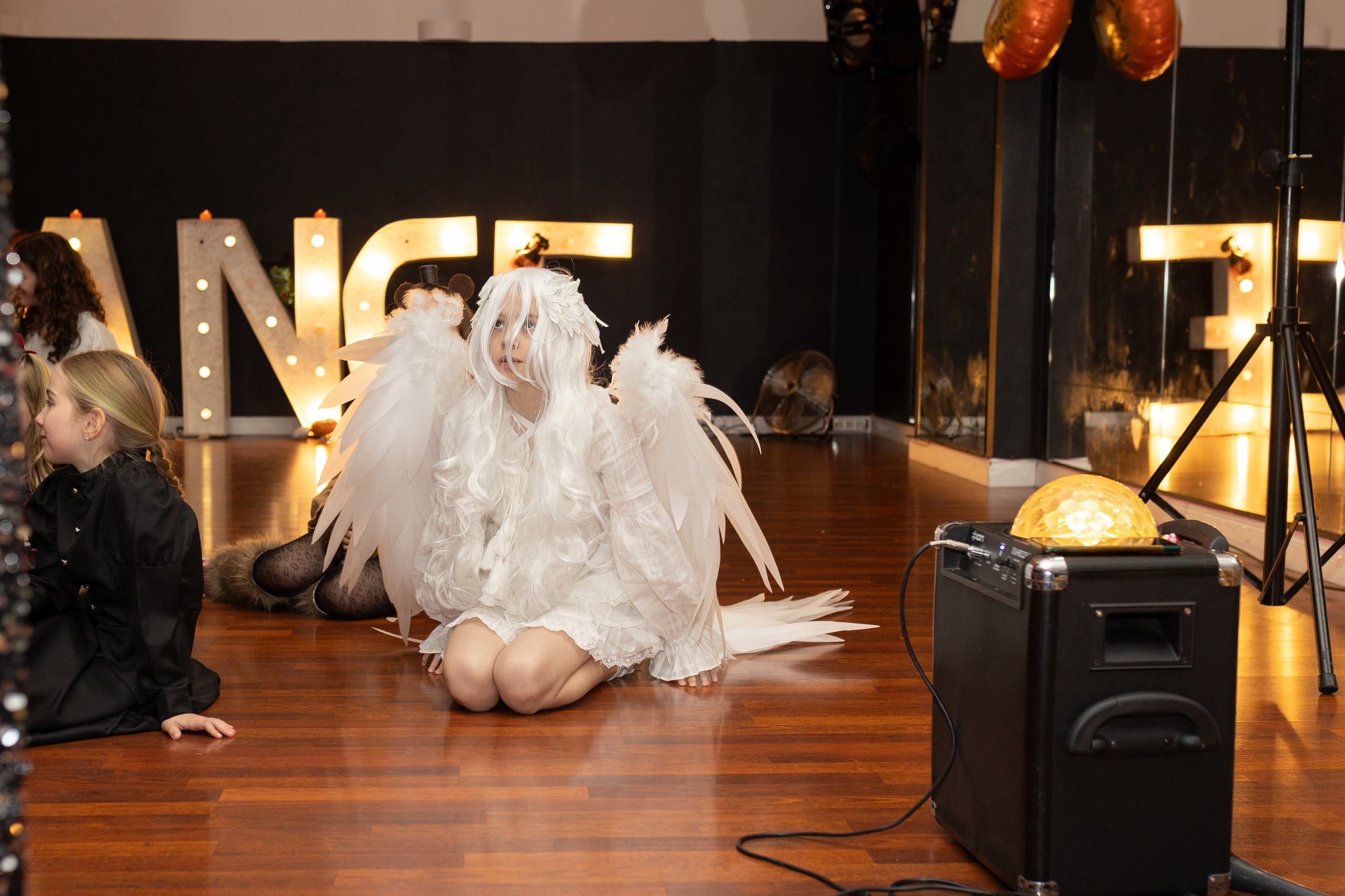 Leo dance studio Helloween 2025. Семейный и детский фотограф в Варшаве Мила Бобровская