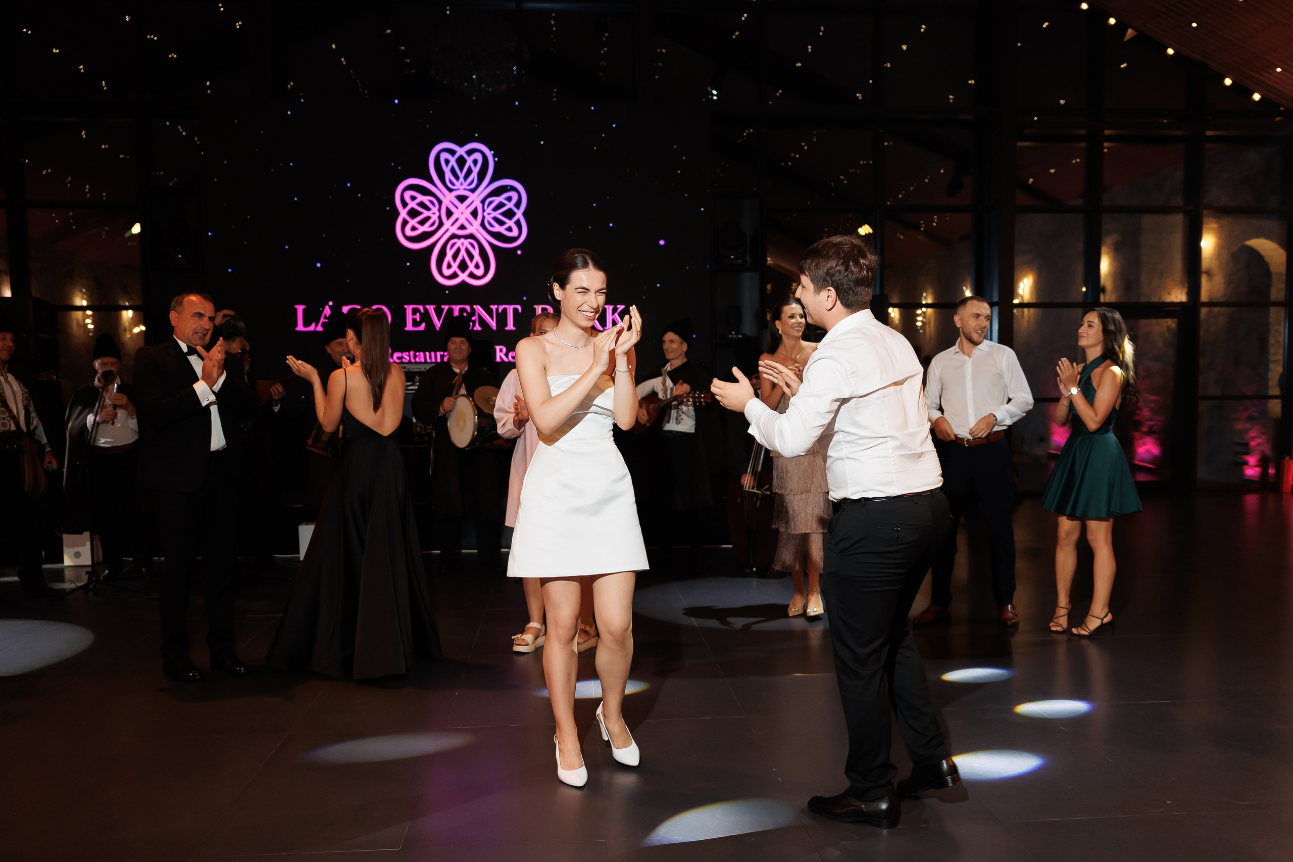 Gabriel & Evelina — Lago — Wedding Day. Servicii Foto și Video 067188353