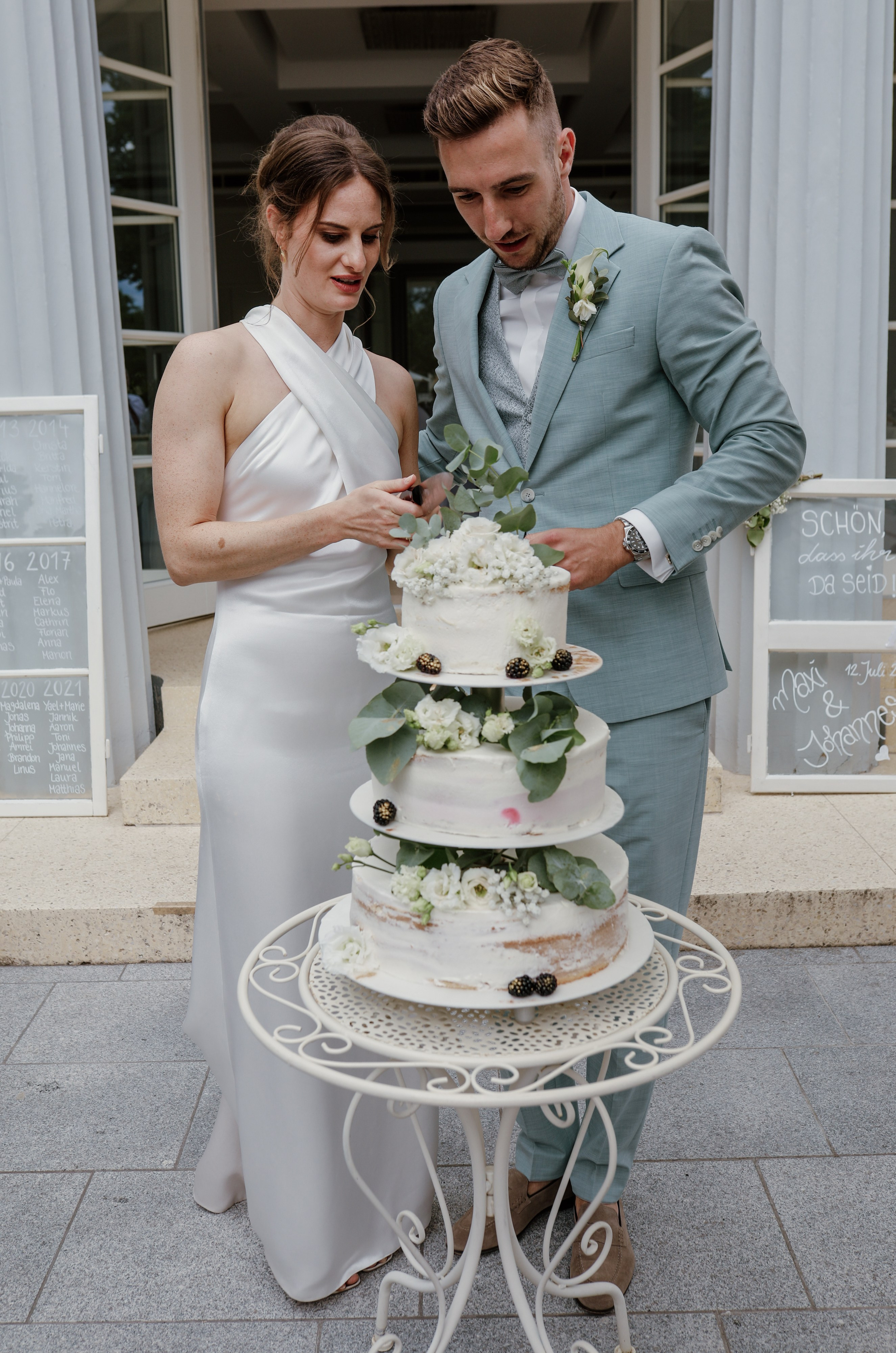Schlösschen Limburgerhof Hochzeit – elegante Hochzeitsfotos und Paarshooting