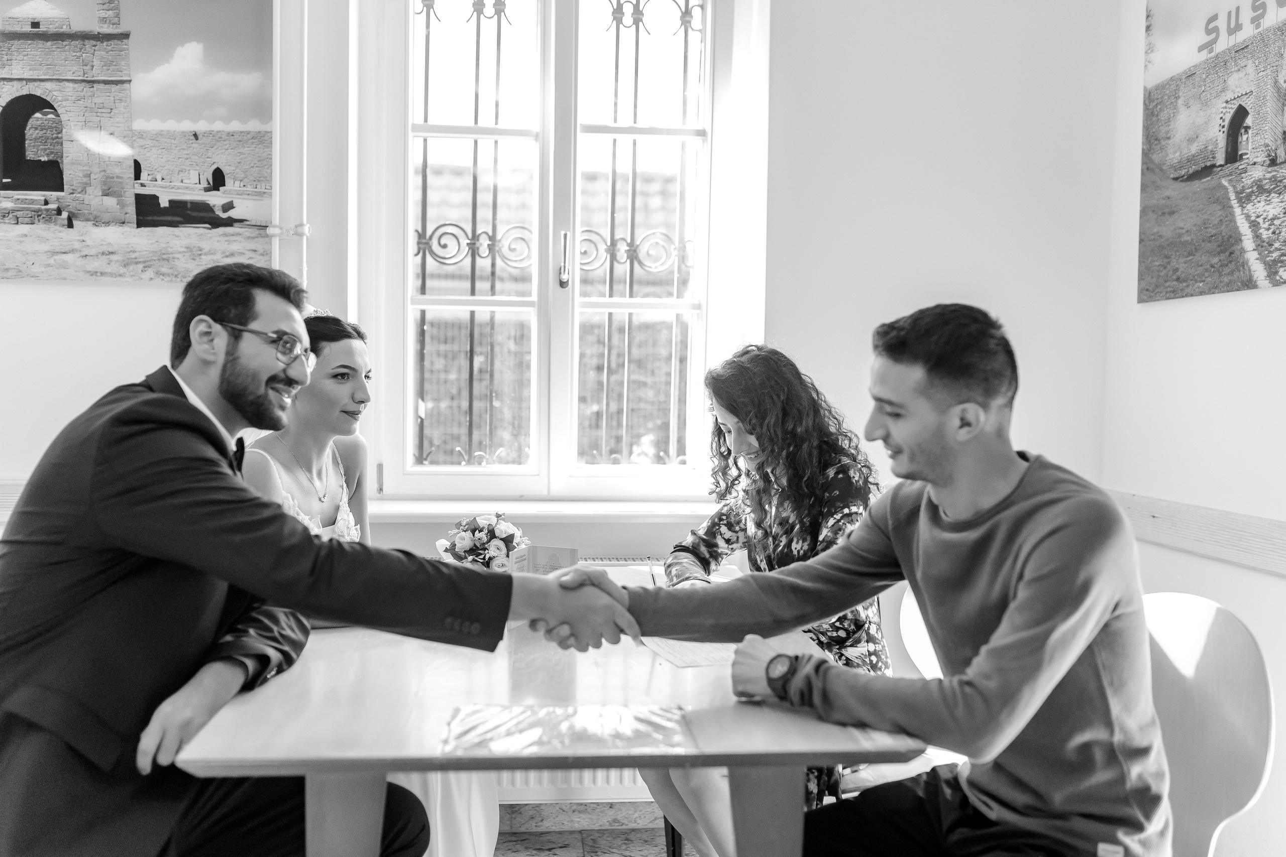 Intime Trauung im Aserbeidschanischen Konsulat. Hochzeitsfotografie in Berlin Nataliia Schütze