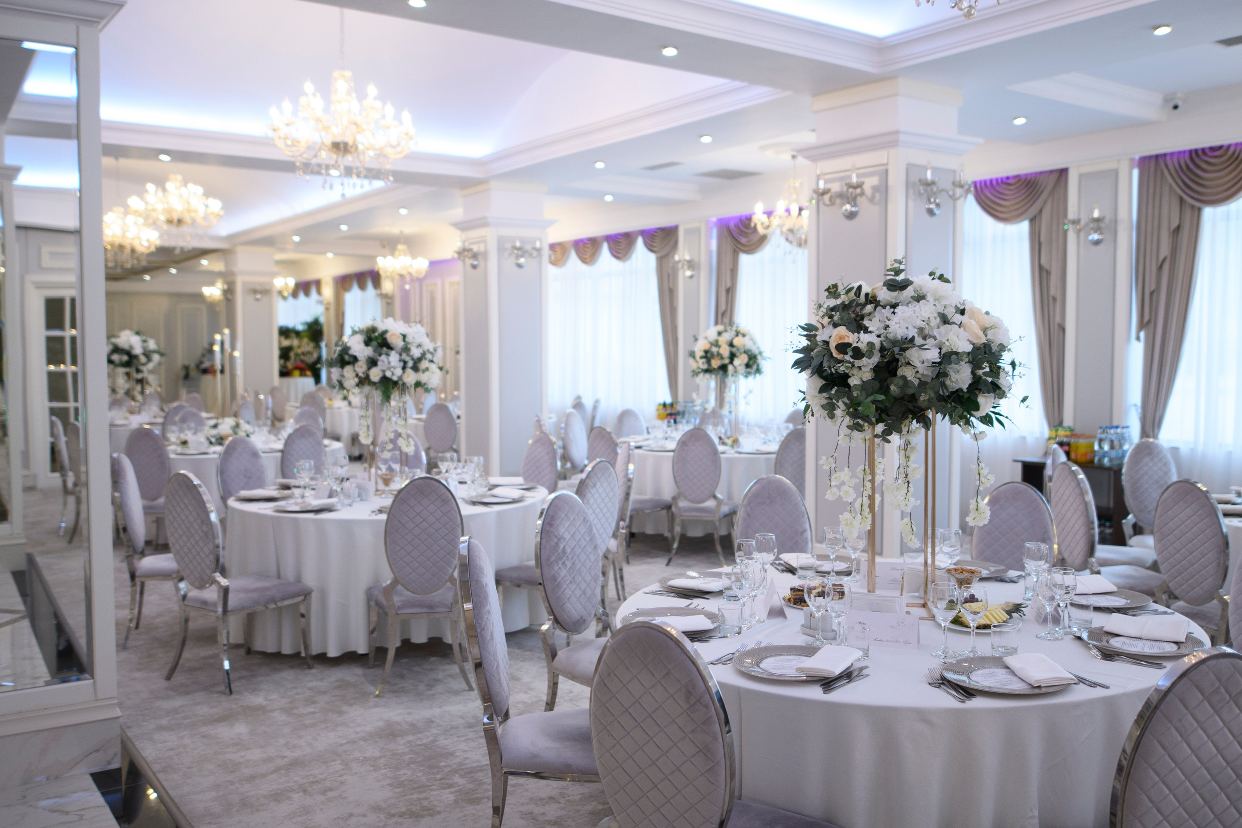 Fotografii de nunta Onesti. MDimaFotoStudio. Fotograf de nuntă, evenimente private și de familie