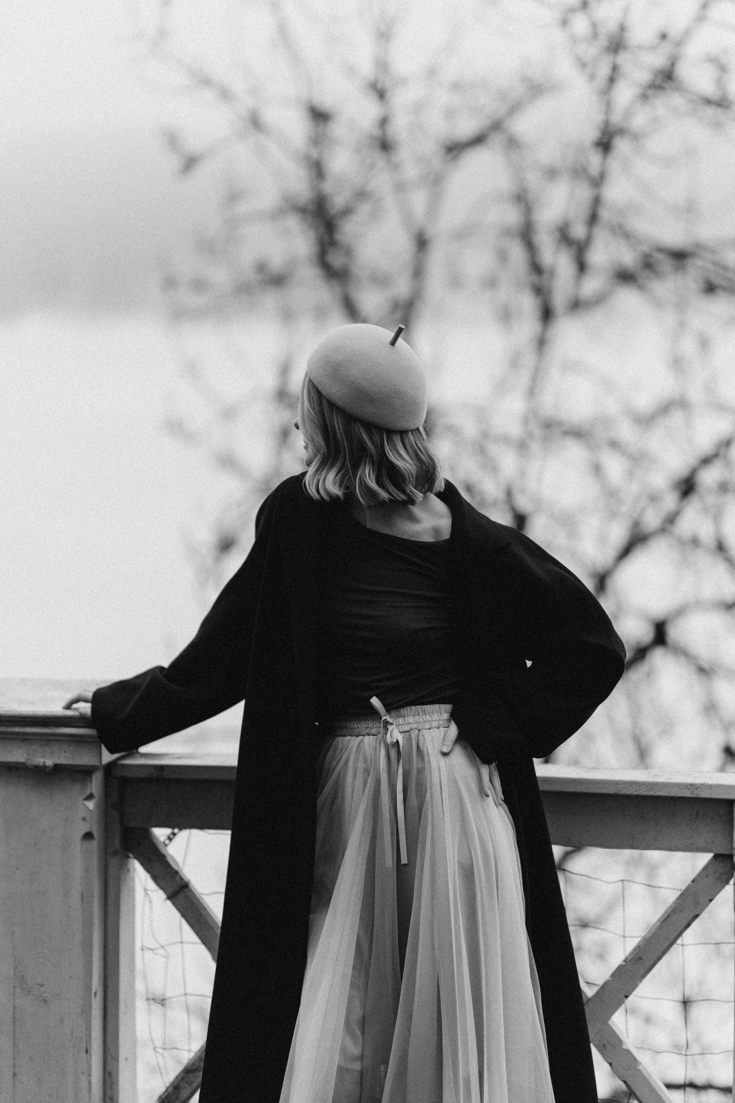 Woman phoshoot. Wedding and portrait photographer in Helsinki Vickan O