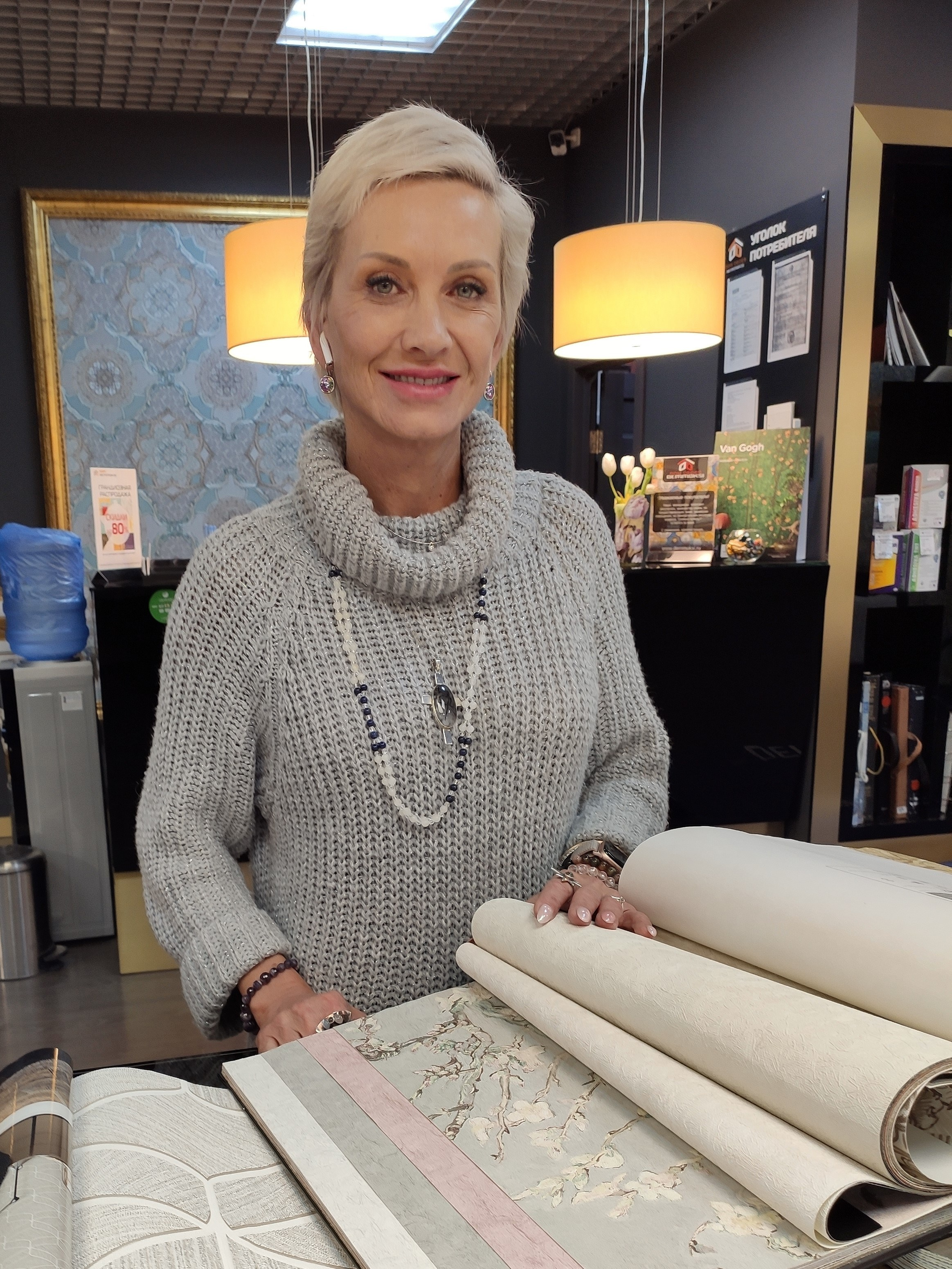 Кейс по дизайну. Алена и Даниль, пара 45+, врач и практикующий йог. Change4Life: медитации, выгорание, мягкие навыки, ретриты