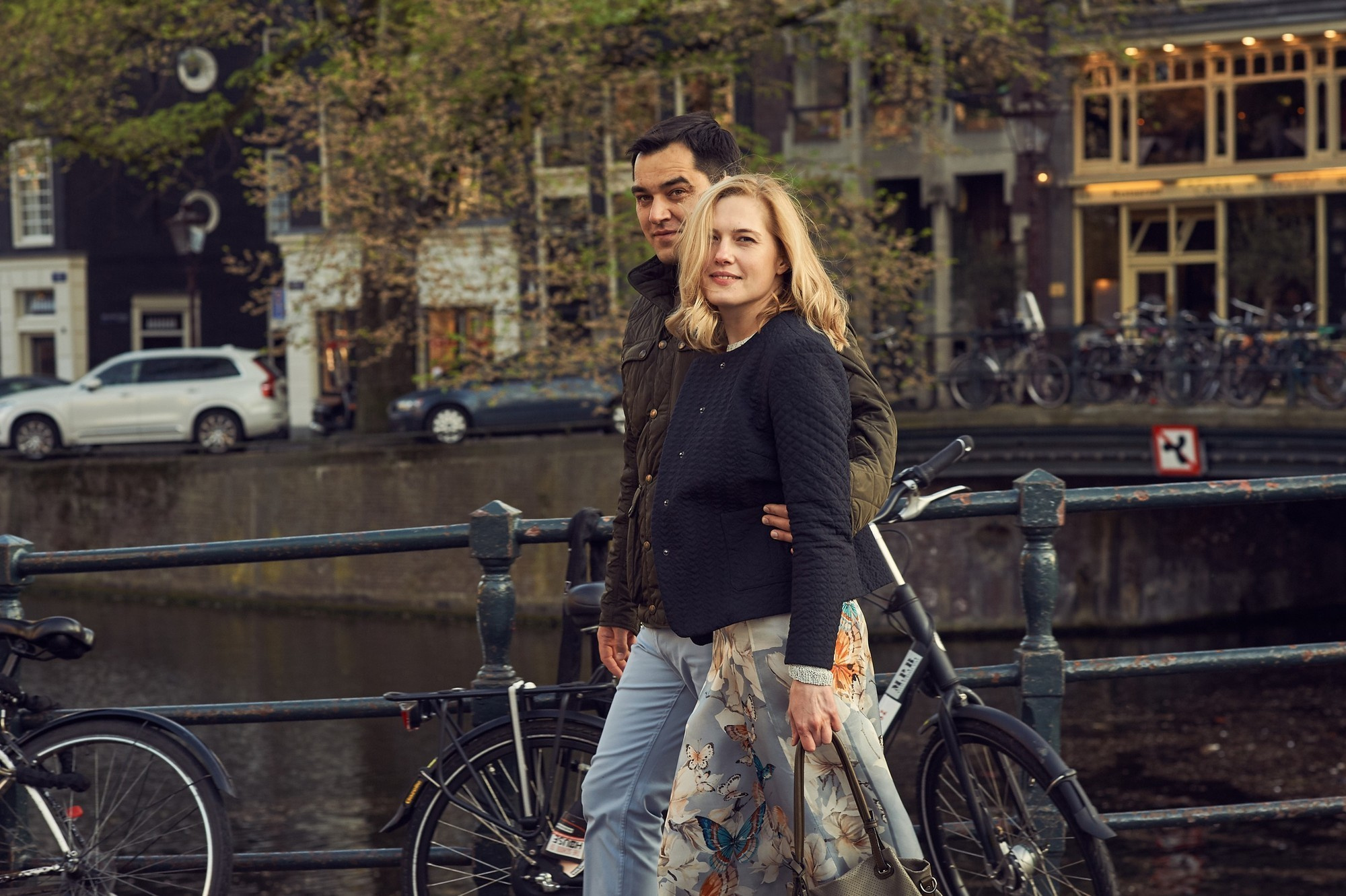 Аmsterdam Love story. Portret, trouw en familie fotograaf in Amsterdam en Almere