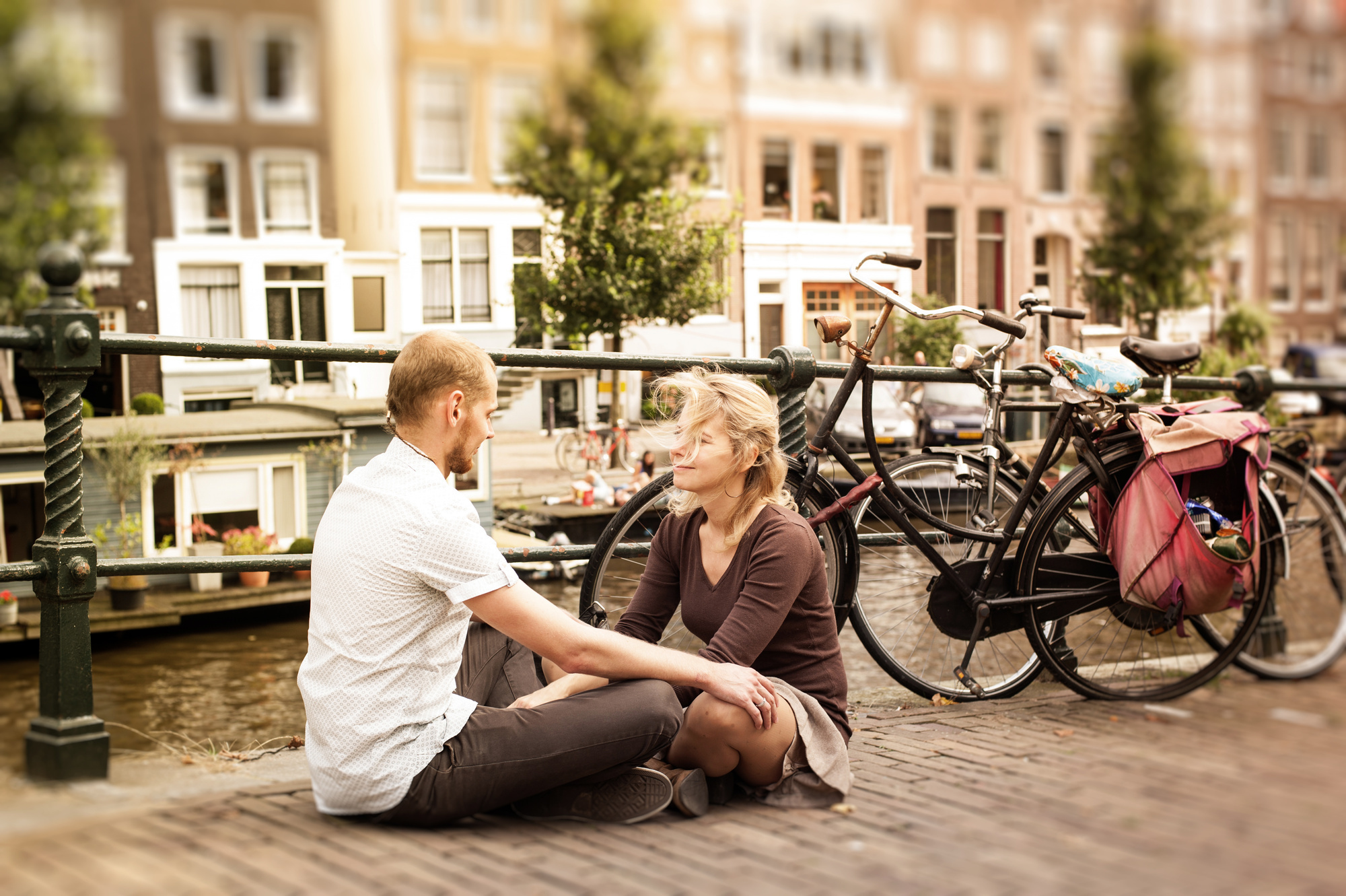 Love Stories & Solo. Portret, trouw en familie fotograaf in Amsterdam en Almere