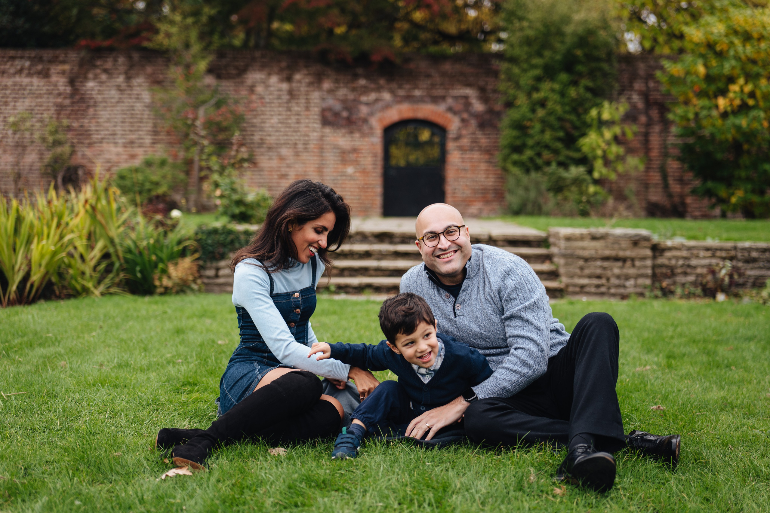 Family autumn. Wedding and family photographer in London