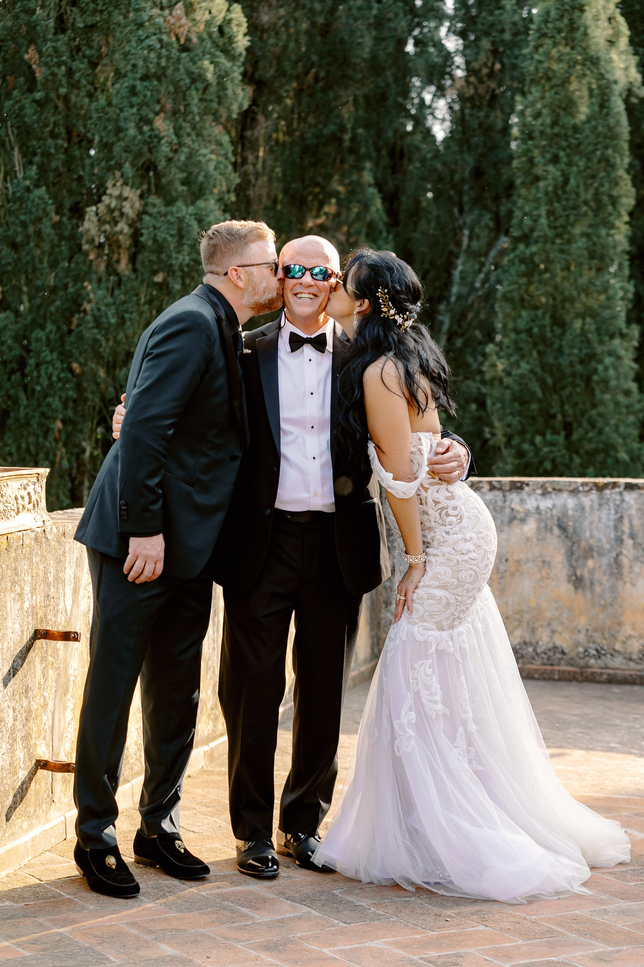 Tuscany Castello di Montegufoni wedding. Iurkovski PHOTOGRAPHY in Europe. Luxury destination weddings and events