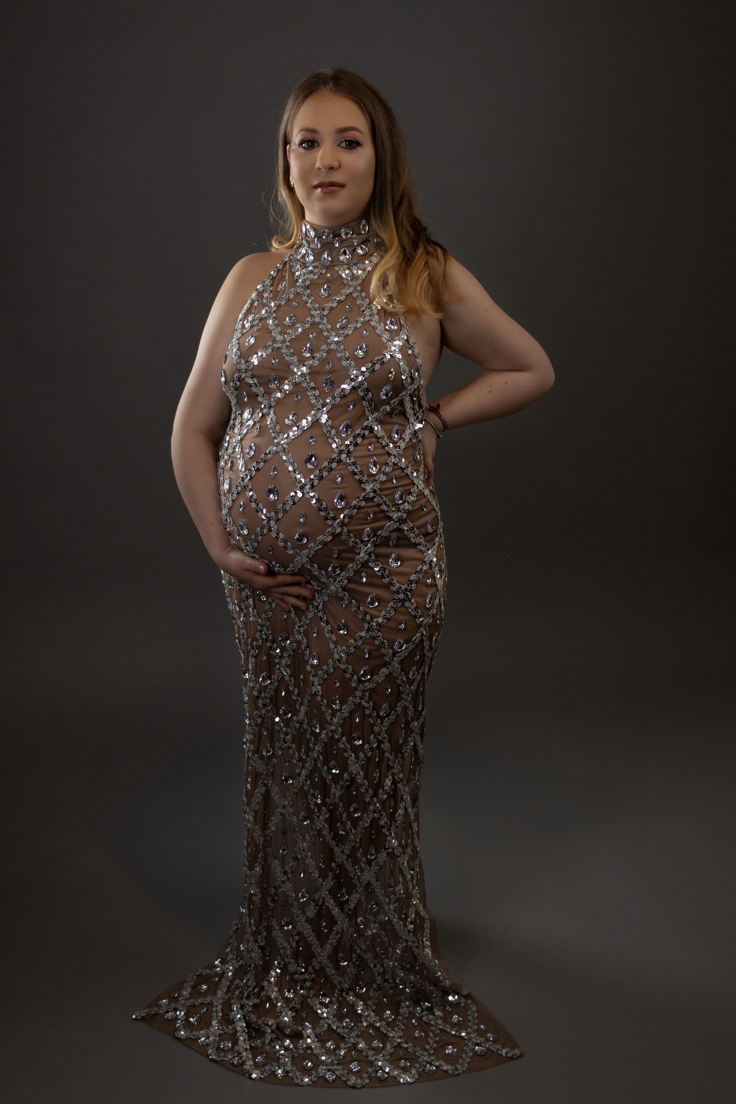 Dana. Fotograf si videograf — evenimente si studio