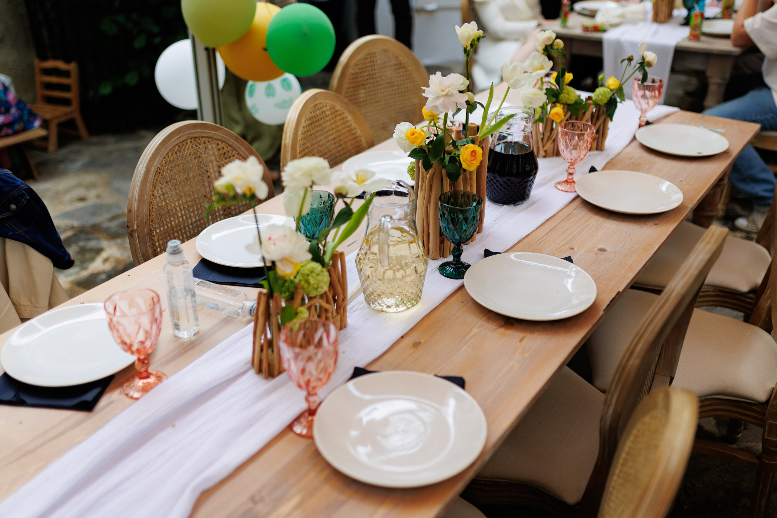 Leon Constantin. Wedding Photographer in Bucharest — Manu Ivanciu