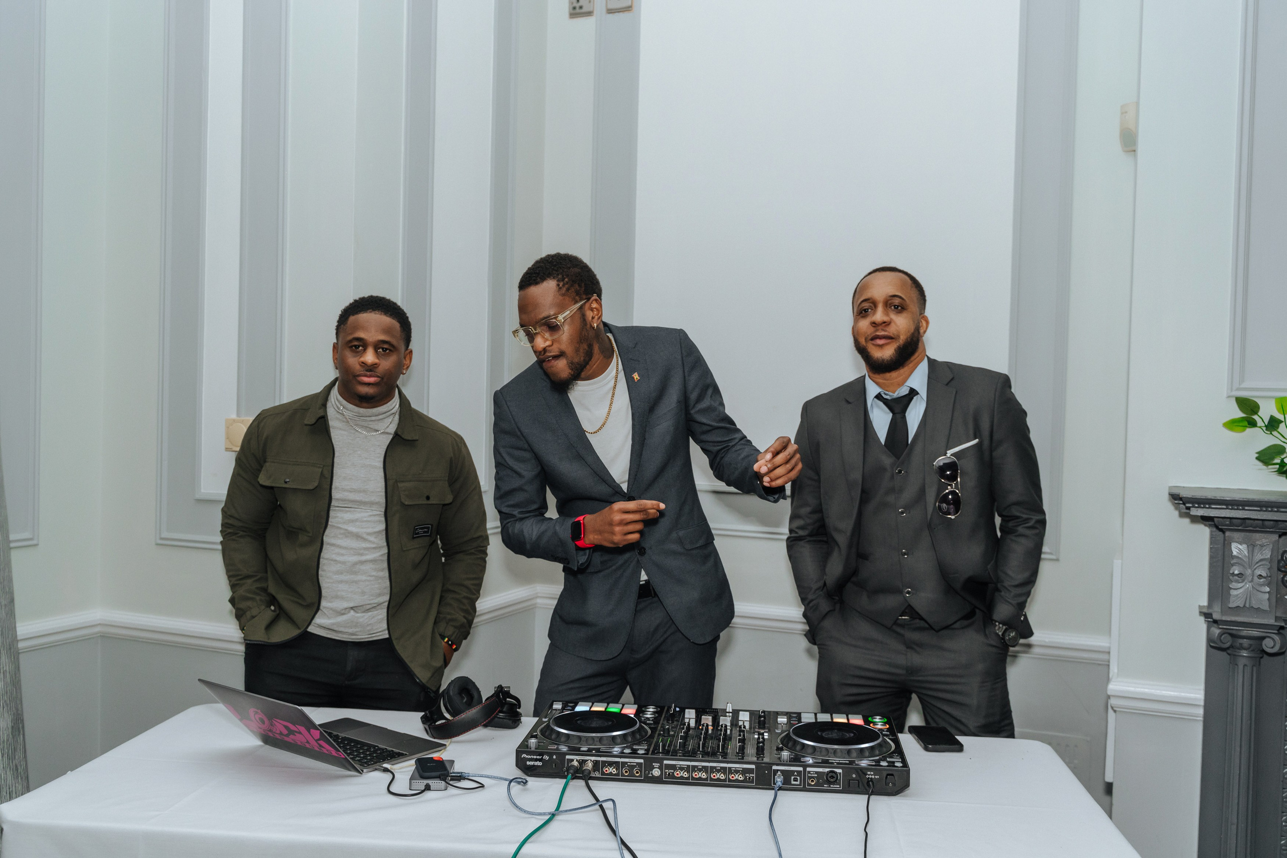 A wedding at Woldingham Golf Club, Woldingham Golf Club wedding, wedding photographer at Woldingham Golf Club