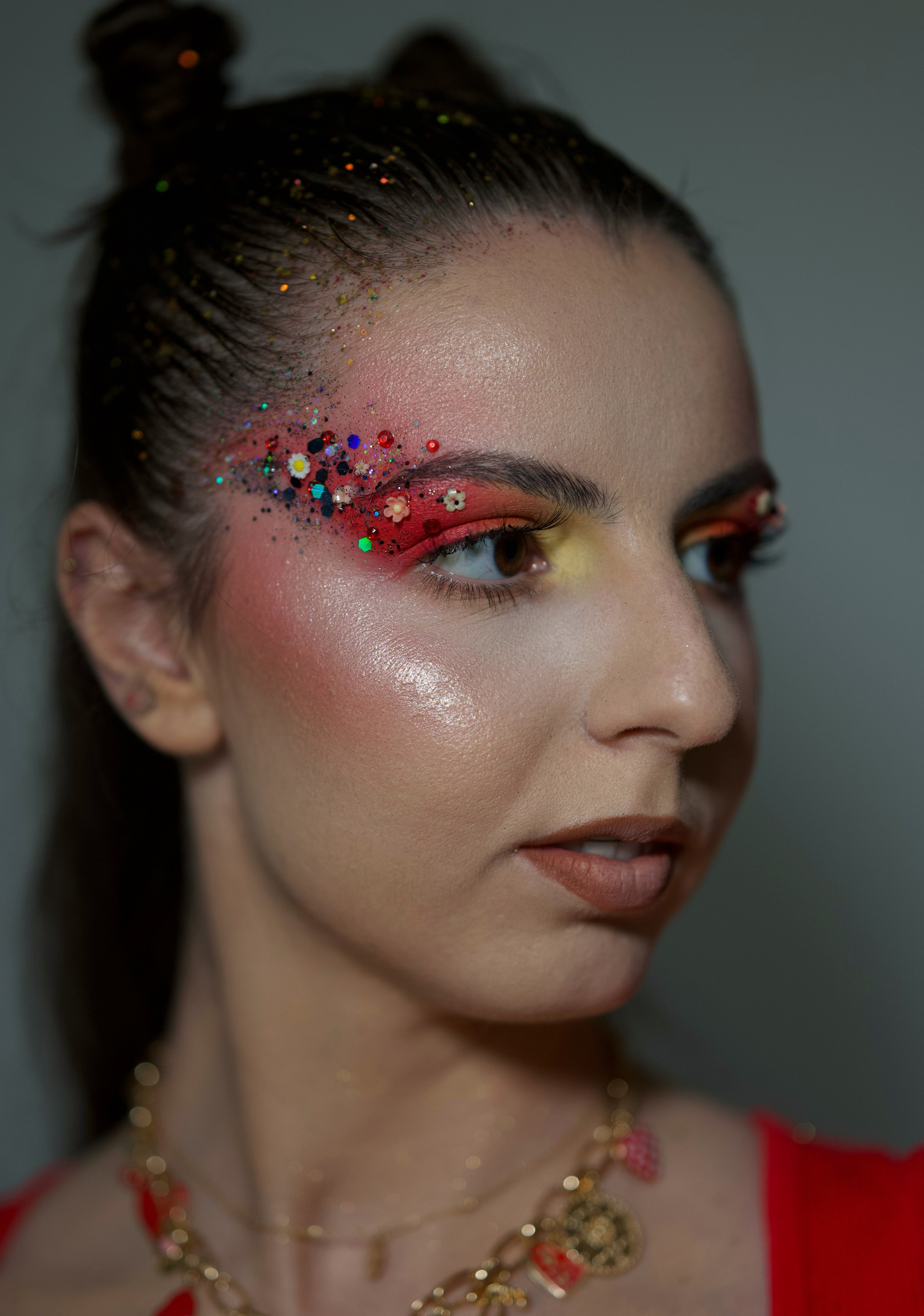 Makeup profesional Cluj-Napoca. Makeup artist, artist sprancene si laminare in Cluj-Napoca | Anca Vasilie