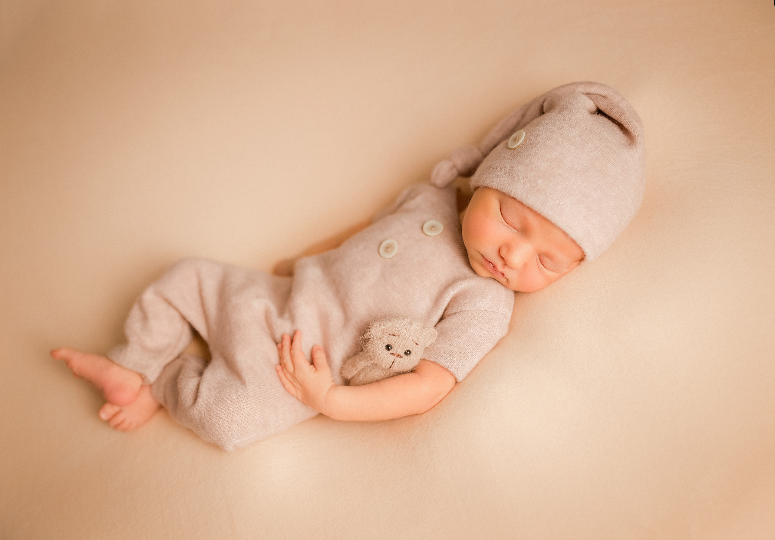 Neugeborene. Neugeborenen, Kinder, Familie Fotografin Oberhausen NRW Marina Lykov