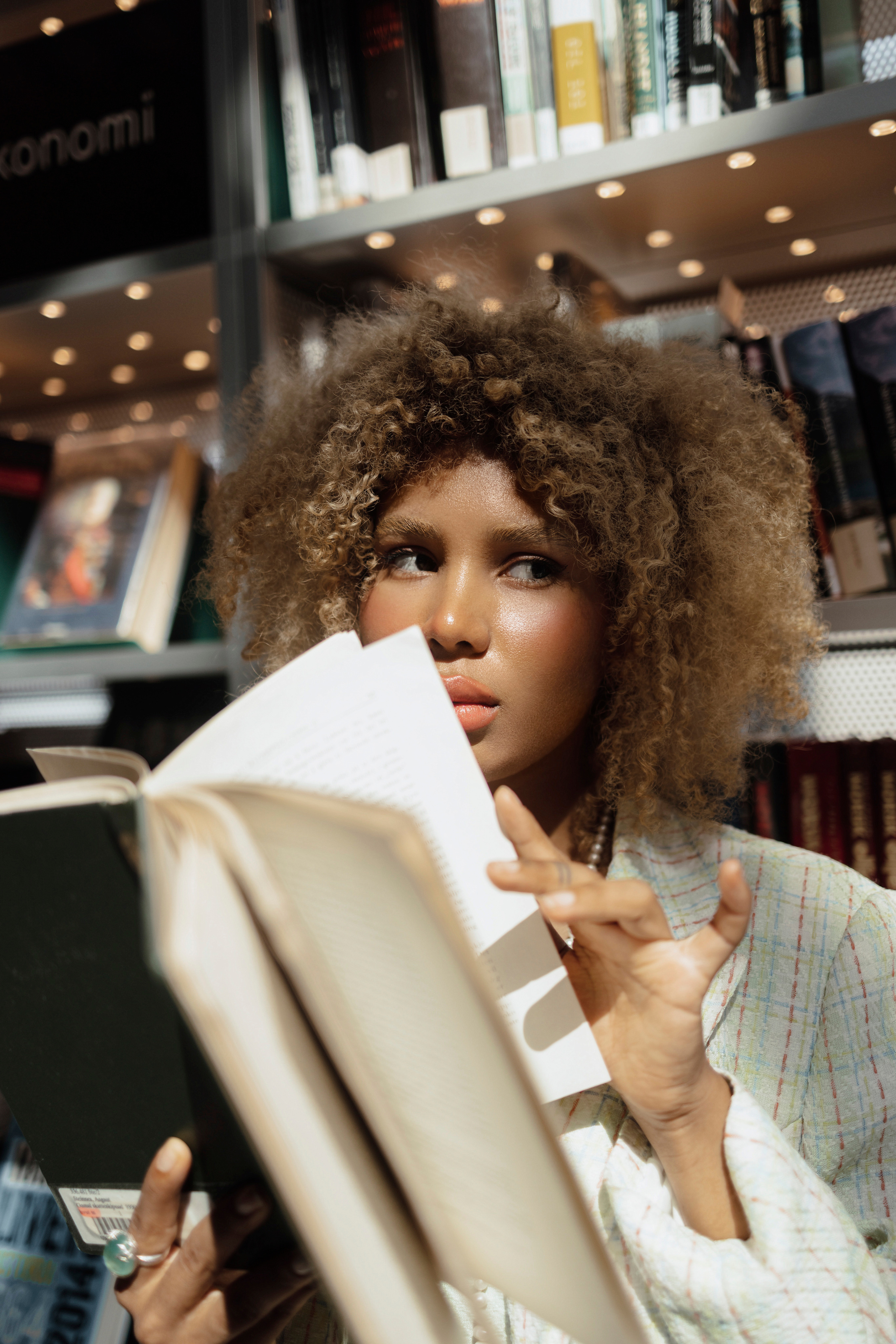 PAOLLA. Nelly Oz Photography