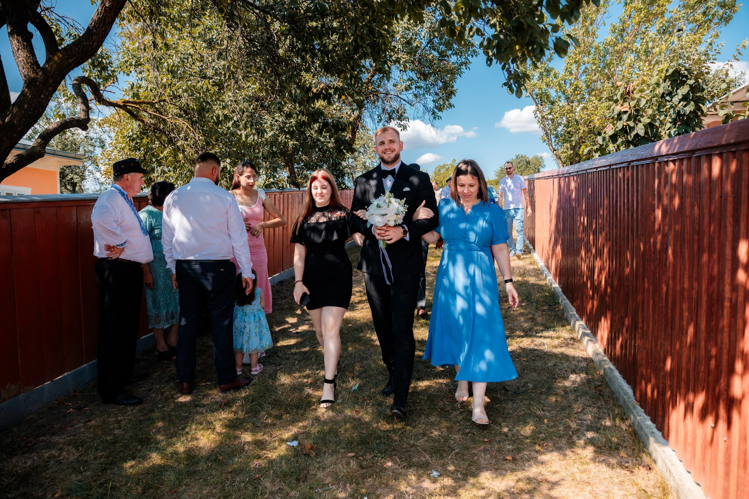 servicii foto. servicii foto Botoșani. servicii foto video Botoșani. fotograf nunta. fotograf evenimente. fotograf nunta Botoșani. Alin chirila. Alin chirila fotograf. Alinofotostudio.- Mire și mireasă – Sergiu & Liliana – ziua nunții, 2024  - Emoții în ziua nunții – Sergiu și Liliana  - Dansul mirilor – fotografie artistică nuntă 2024  - Sedinta foto romantică în natură – Sergiu & Liliana  - Rochia de mireasă și detalii de nuntă elegante