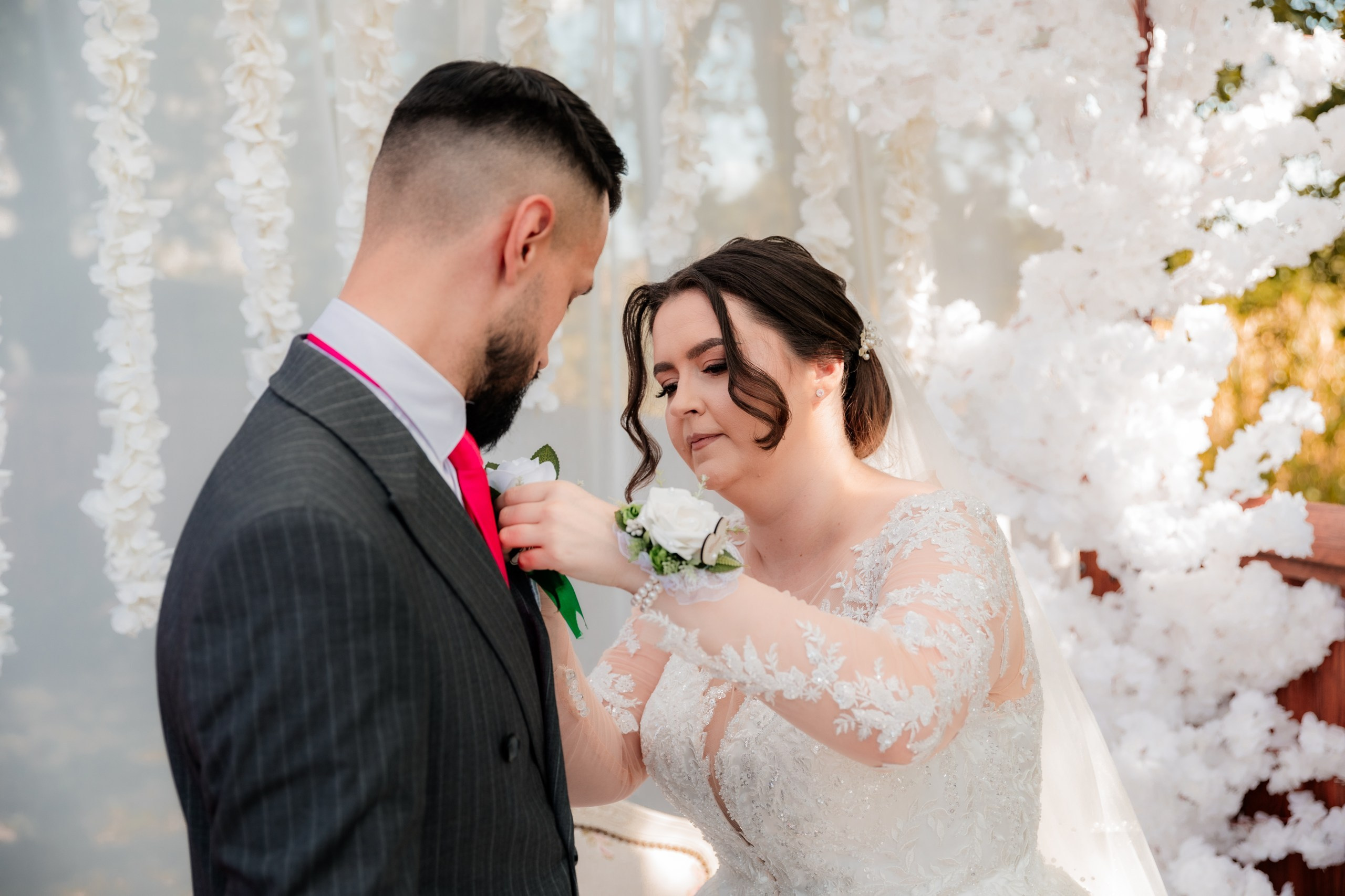 servicii foto. servicii foto Botoșani. servicii foto video Botoșani. fotograf nunta. fotograf evenimente. fotograf nunta Botoșani. Alin chirila. Alin chirila fotograf. Alinofotostudio.- Mire și mireasă – Sergiu & Liliana – ziua nunții, 2024  - Emoții în ziua nunții – Sergiu și Liliana  - Dansul mirilor – fotografie artistică nuntă 2024  - Sedinta foto romantică în natură – Sergiu & Liliana  - Rochia de mireasă și detalii de nuntă elegante