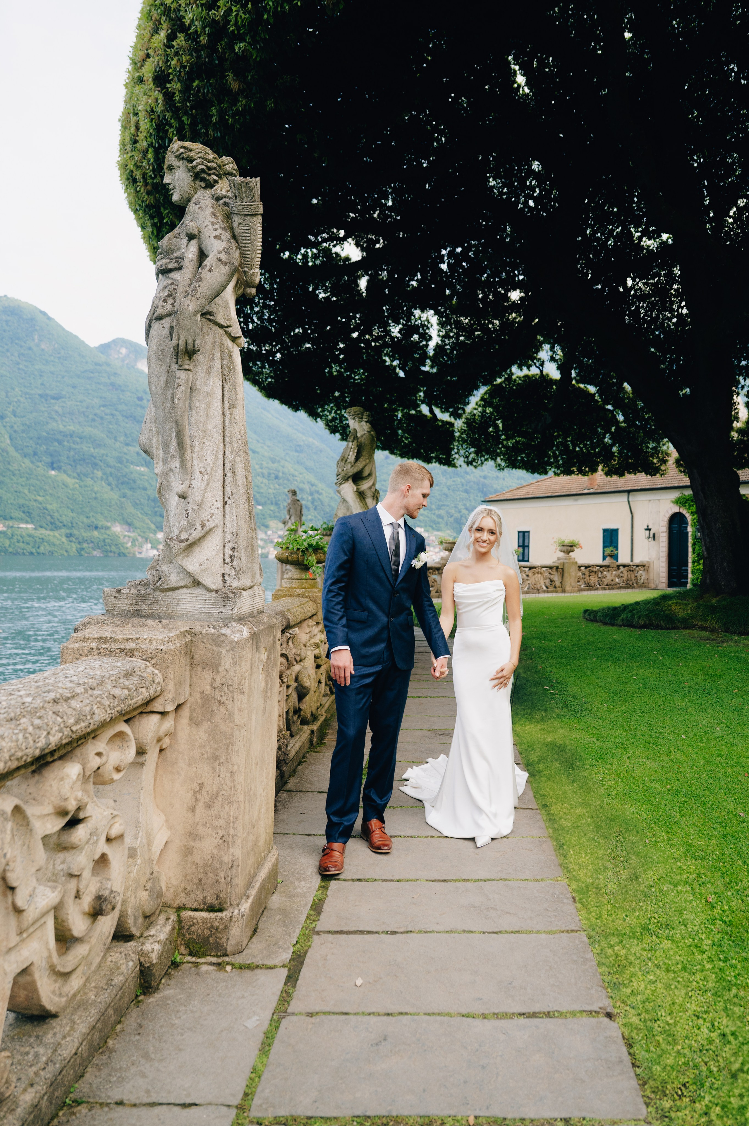 Lake Como. Lake Como Photographer — Proposal | Wedding | Elopement