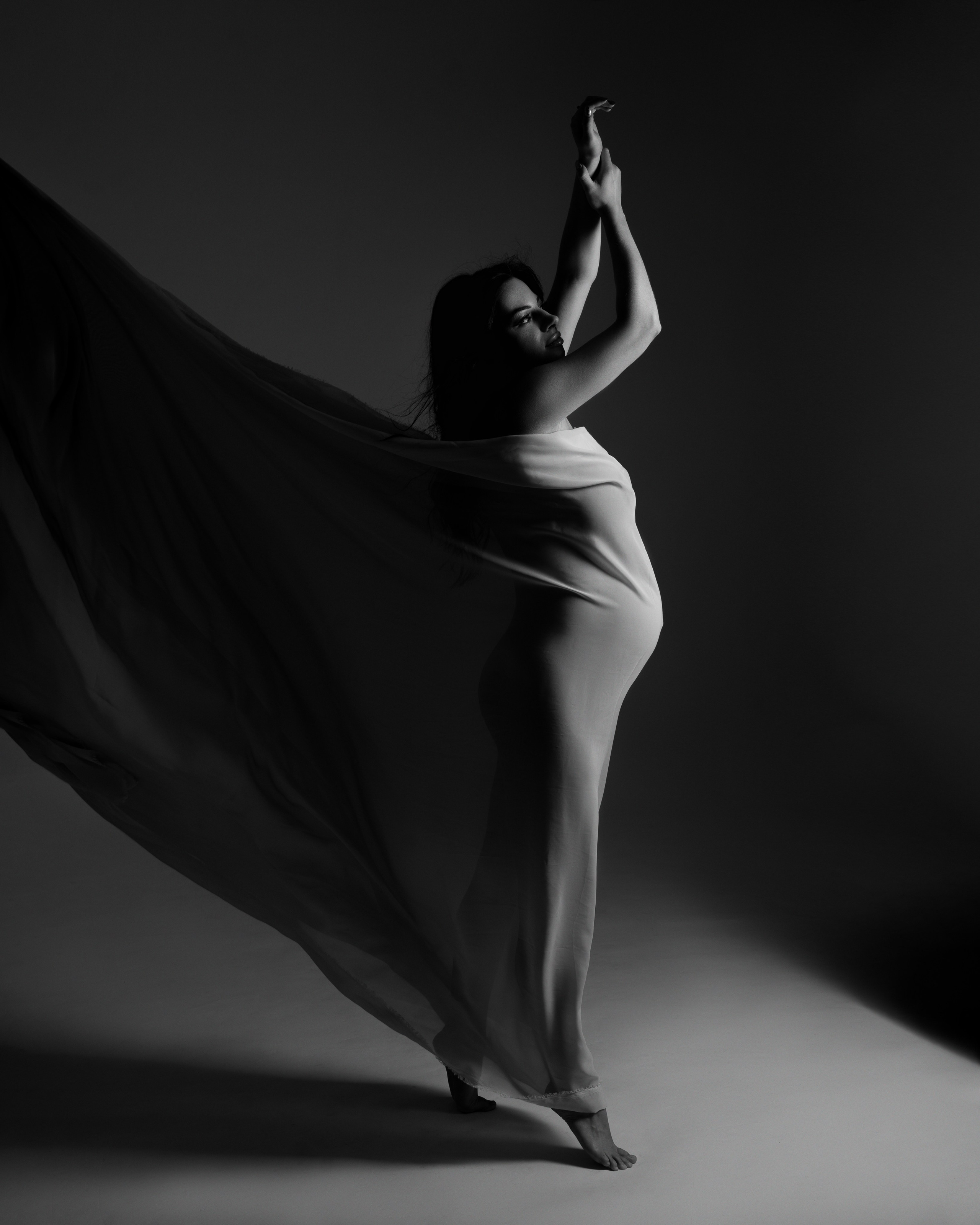 Sesja ciążowa w wyjątkowym wydaniu. Fotografia ciążowa w Łodzi.