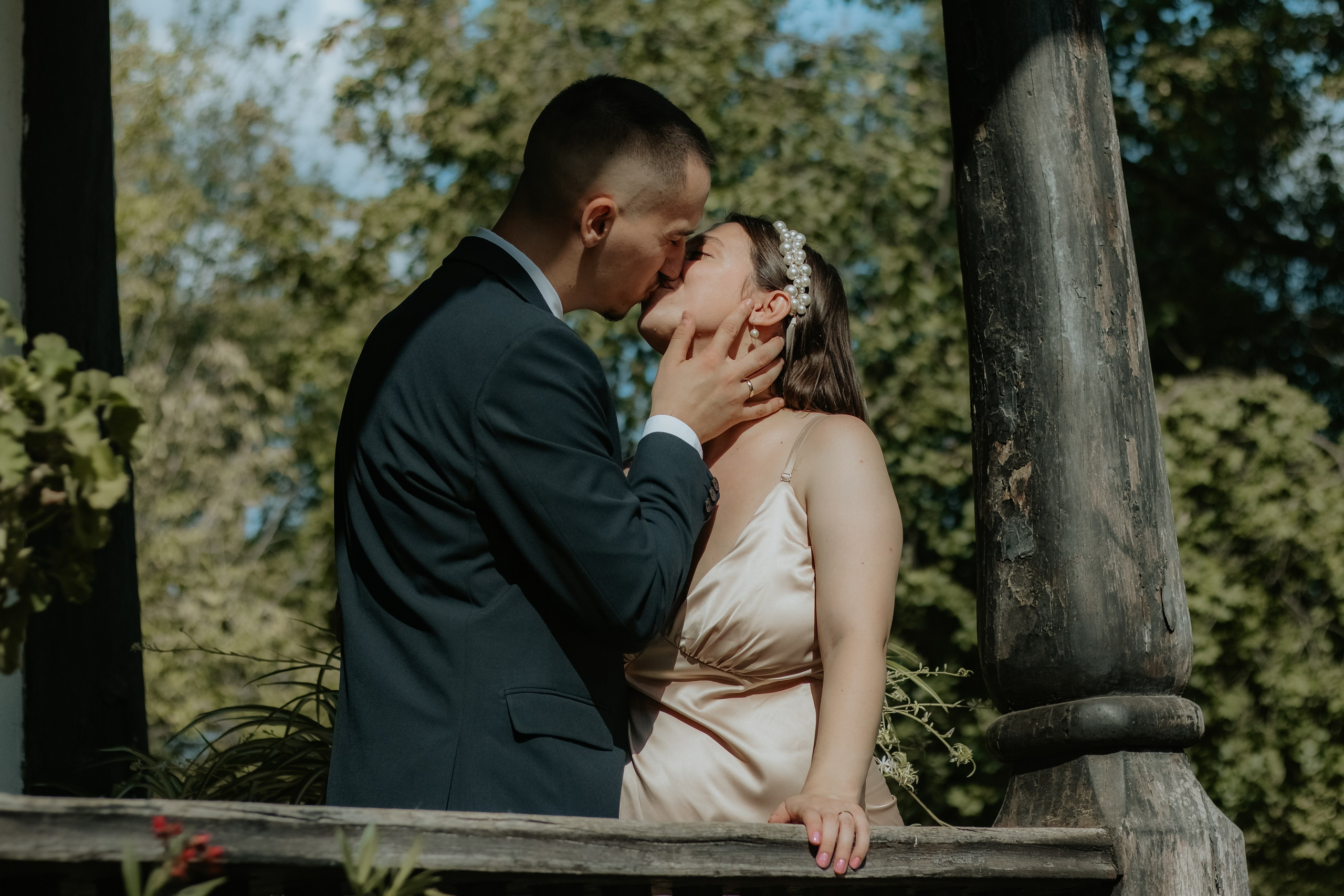 Ana & Alex. Fotograf si videograf — evenimente si studio