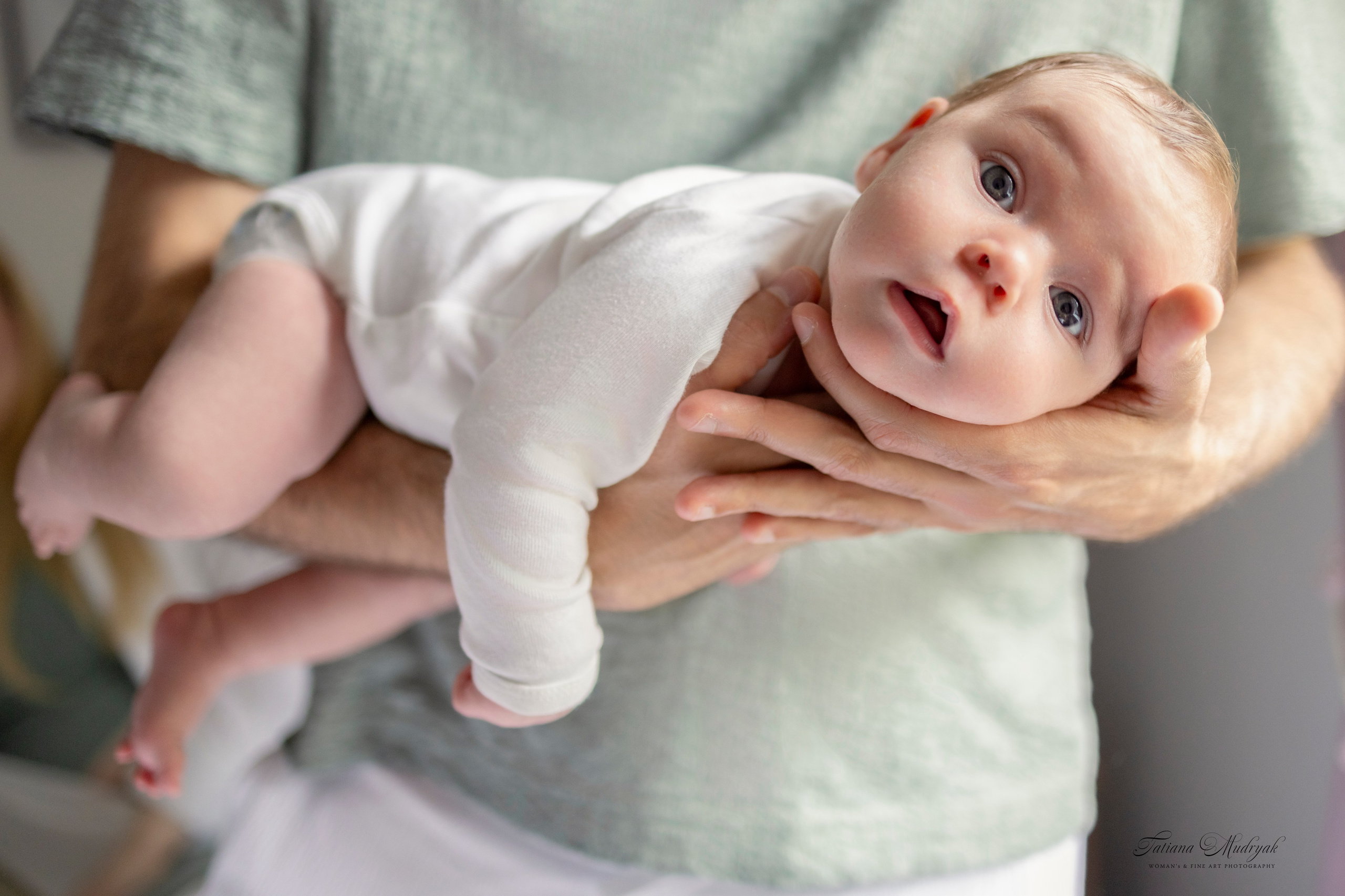 Home or Studio Photoshoot — Which Is Right for You?. Family & Maternity Photographer in Dresden Tatiana Mudryak
