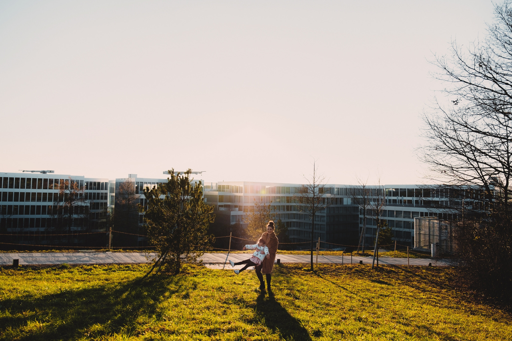 JESSICA AND MIA | FAMILY PHOTOSHOOT | ZÜRICH. HOME