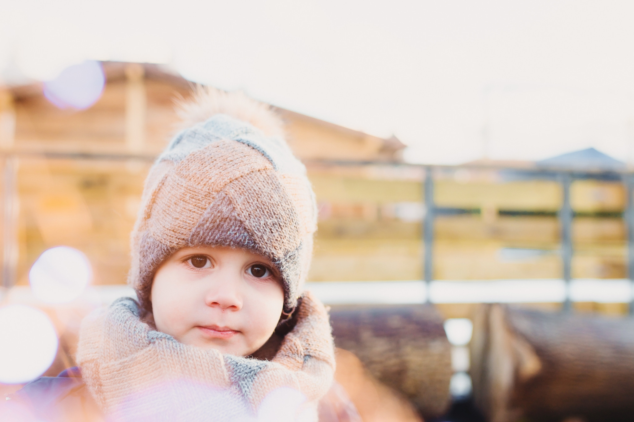 SABINA, NEBOJSA, PHILIPP AND KEMRAN | CHRISTMAS FAMILY PHOTOSHOOT | ZÜRICH. HOME