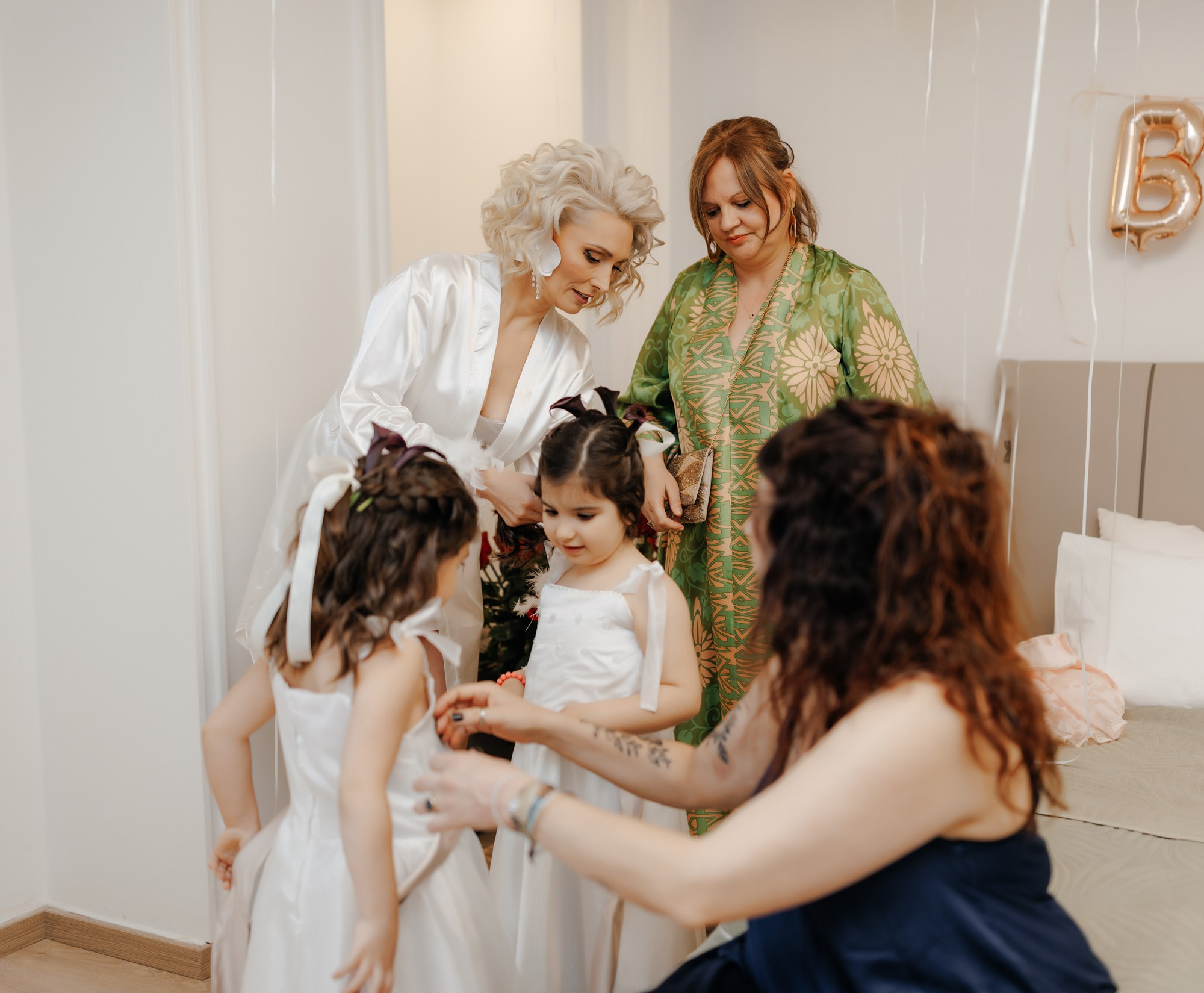 Lambros-Adriana. Fotograf și videograf de nuntă R. Moldova, Romania