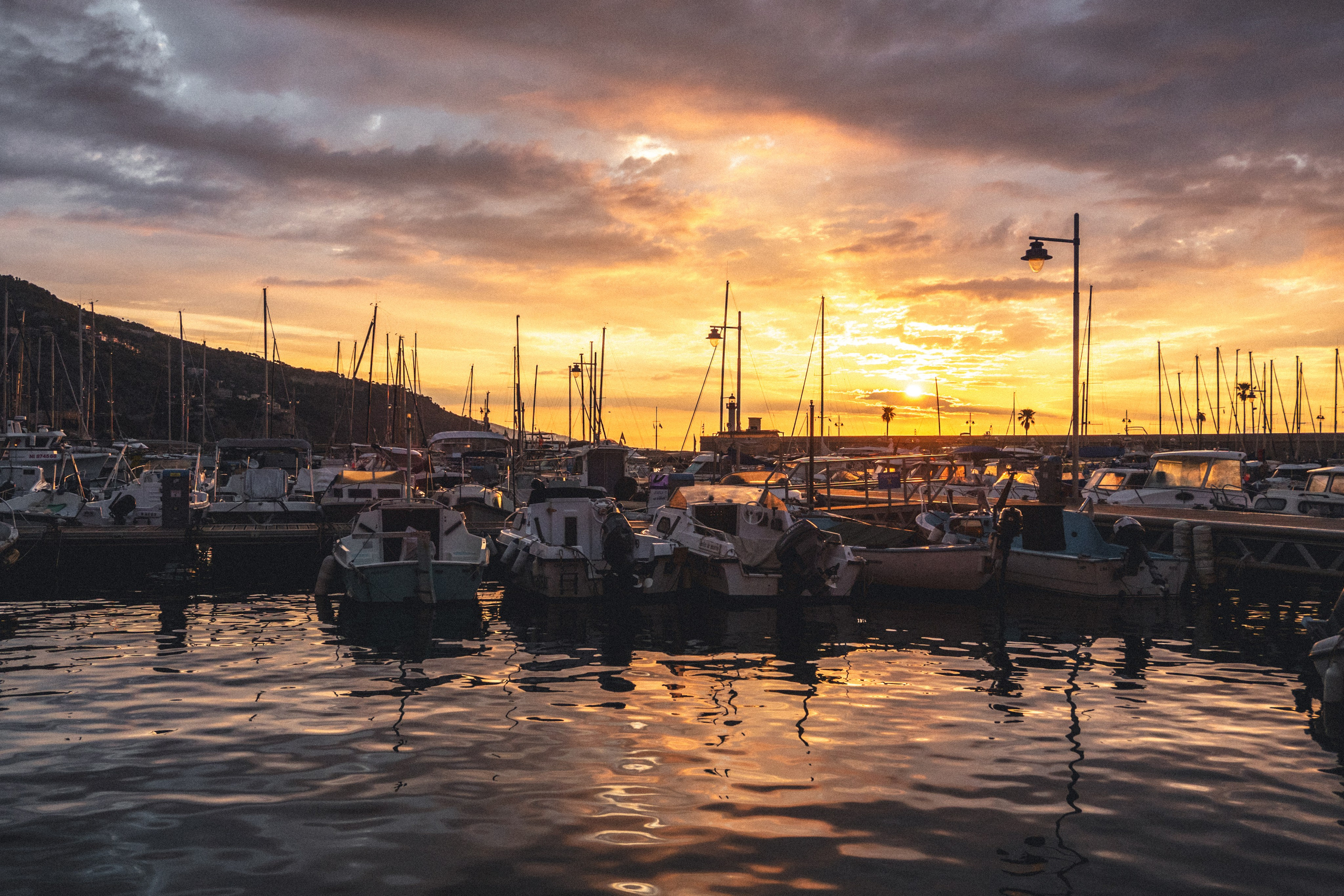 Lever de soleil à Menton. Семейный и детский фотограф на Лазурном Берегу