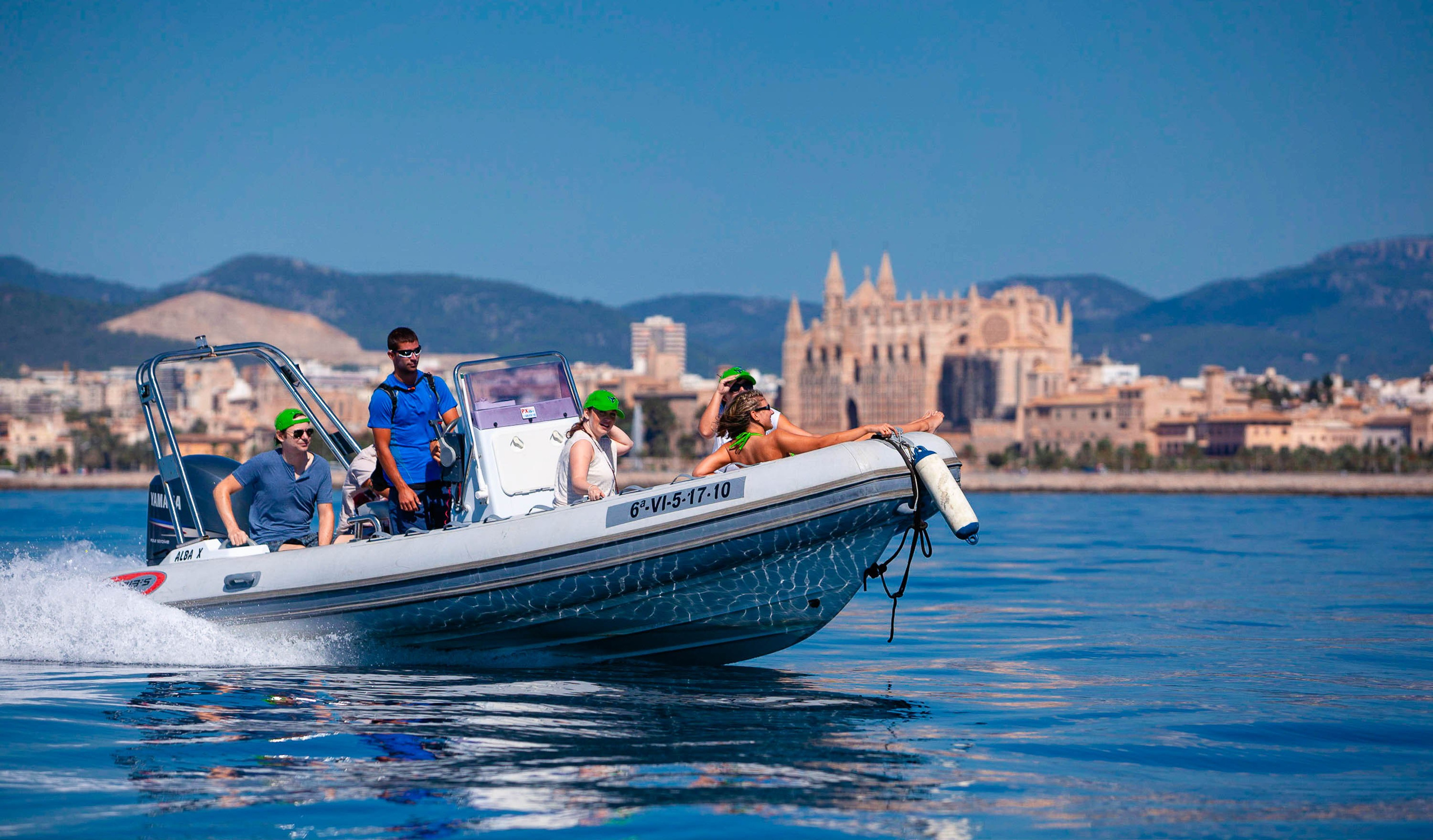 Incentive day at a corporate event, sailing in the Bay of Palma
