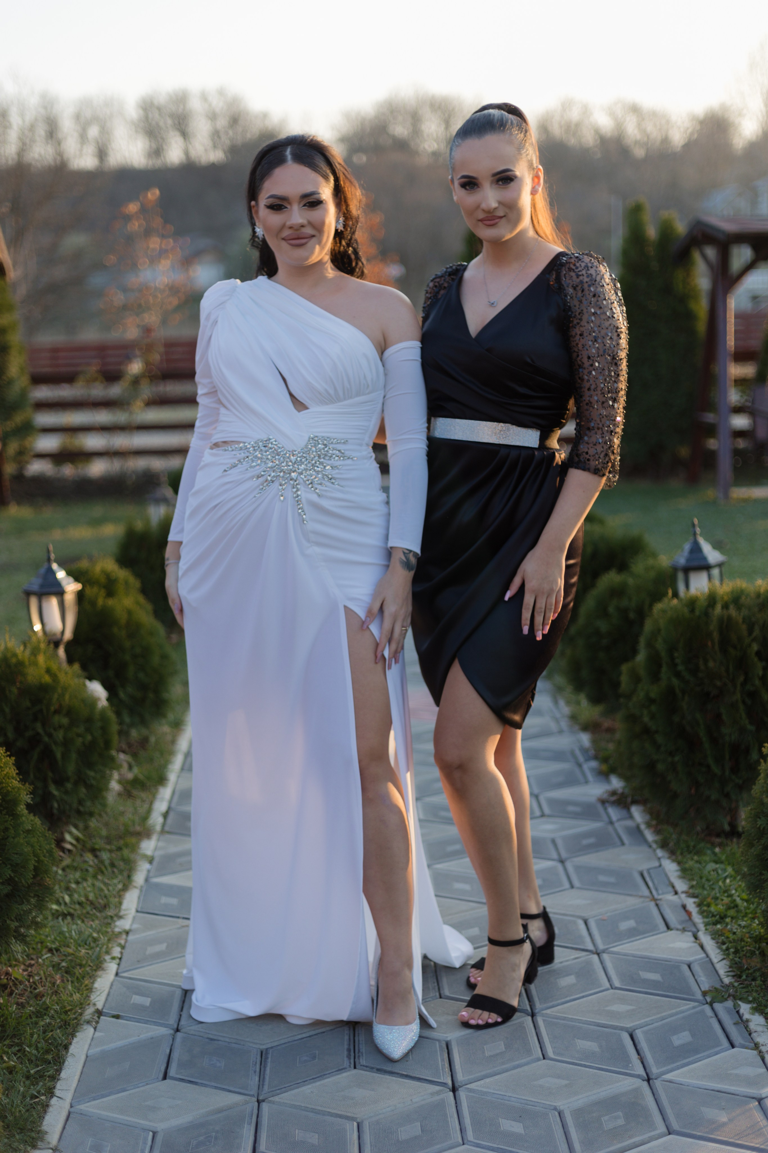 Madalina & Alin. Fotograf si videograf — evenimente si studio