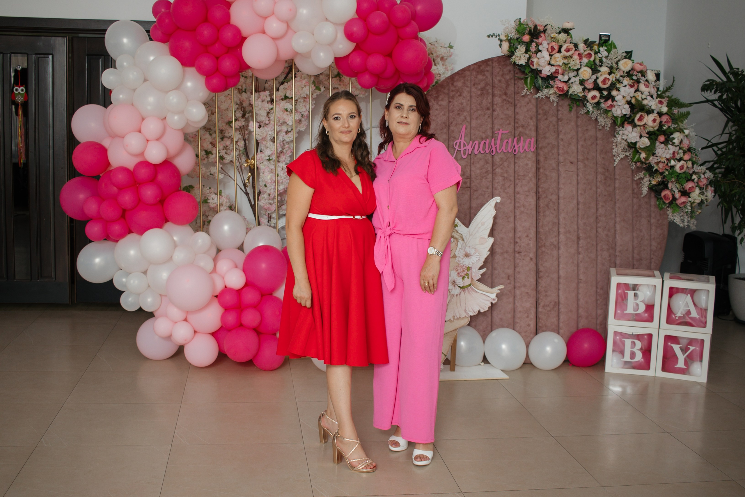 Anastasia. Fotograf si videograf — evenimente si studio