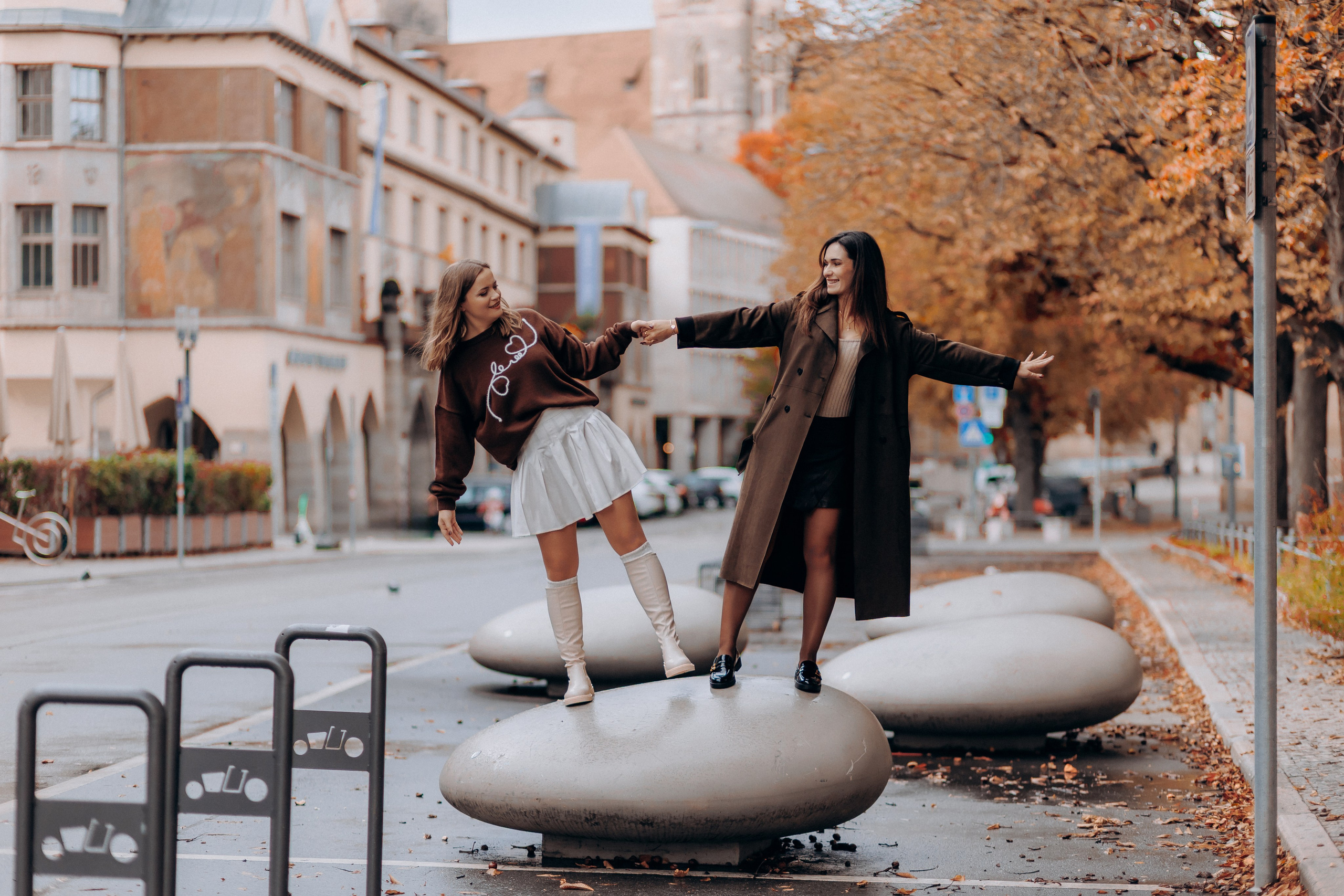 Best Friends. Wedding and Family Photograph