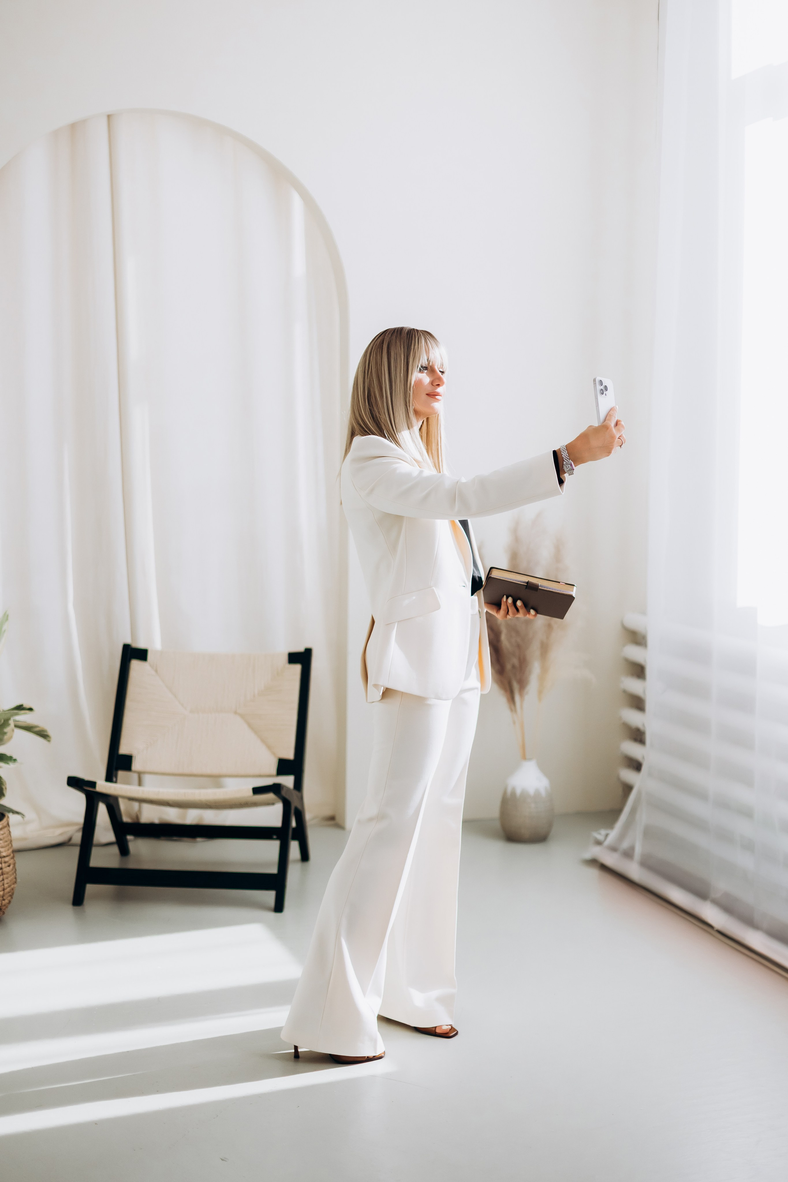 Anastasia (business portrait). Wedding and Family Photograph