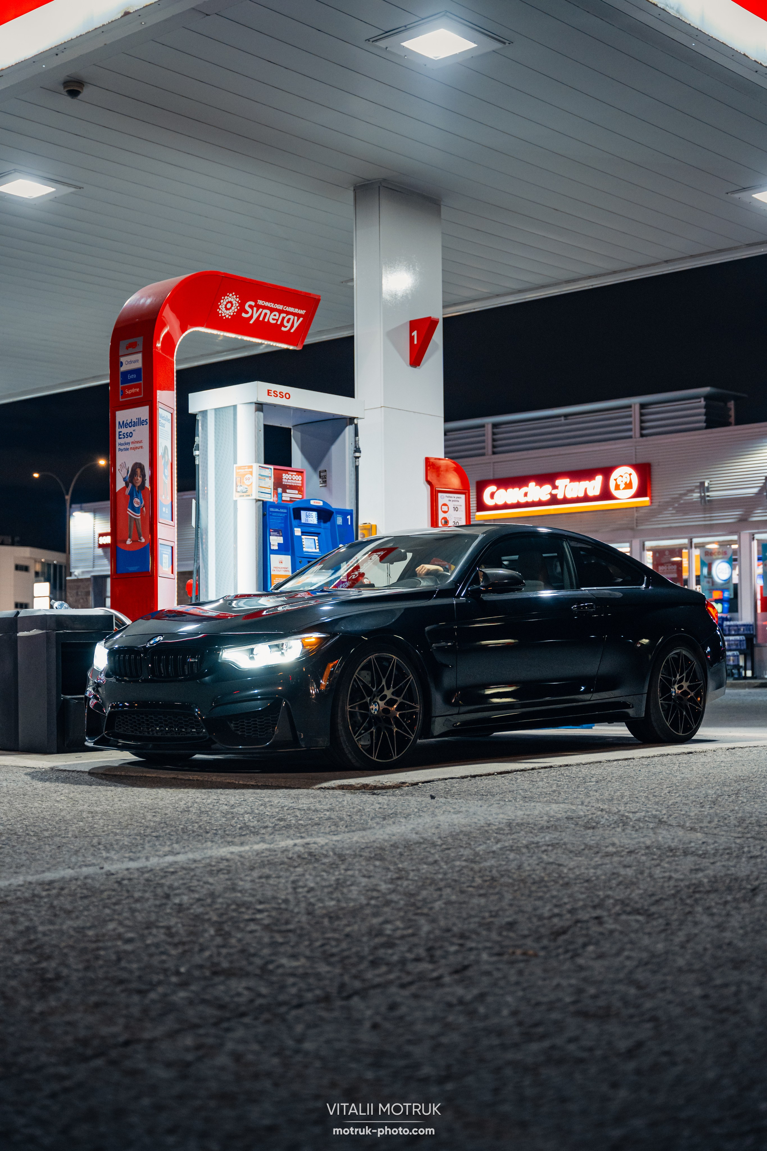 Car meet: 514 bimmers. Photographe de voitures à Paris — Vitalii Motruk