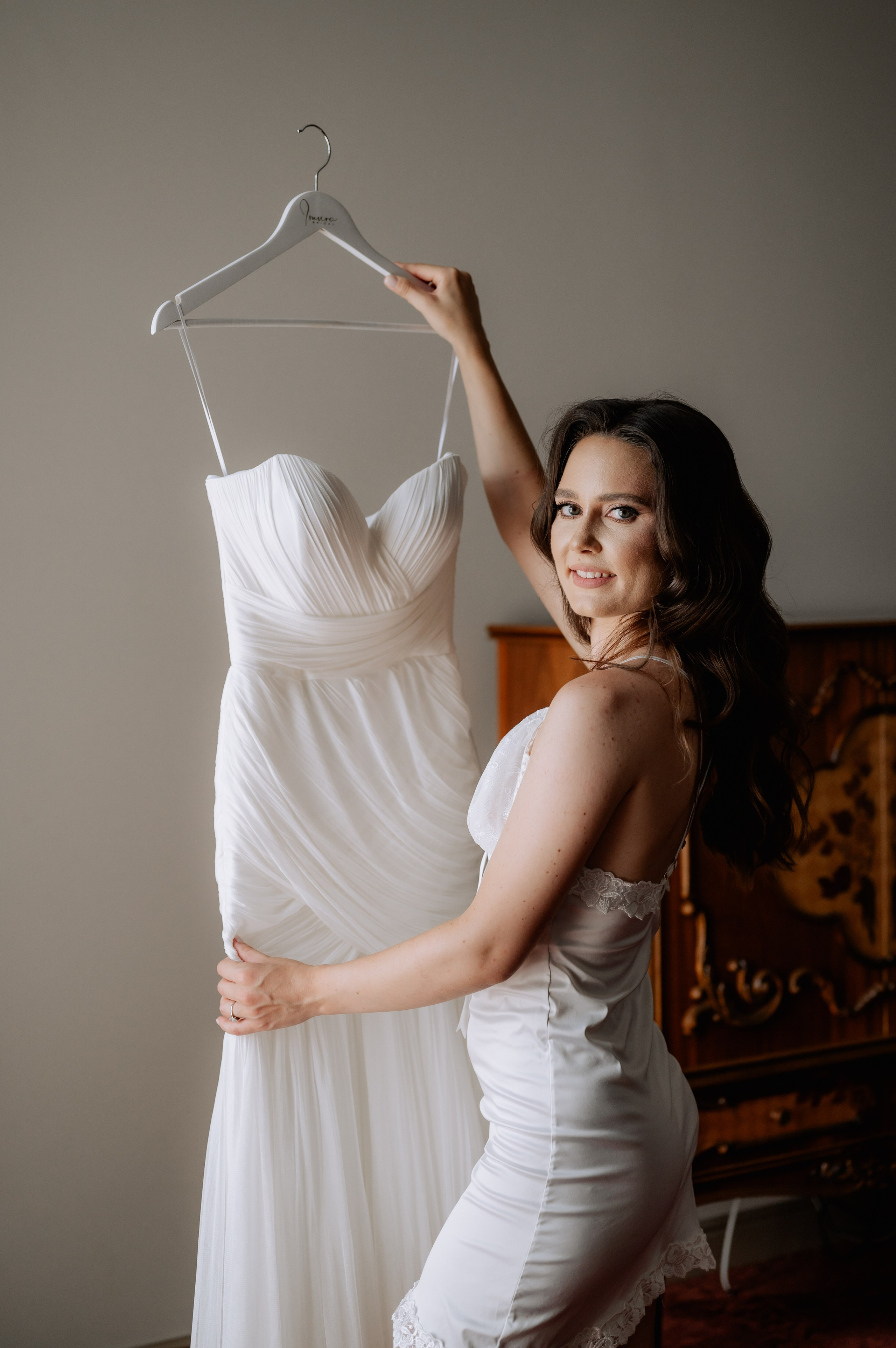 Cununie civila in aer liber , artificii de zi colorate , decor nunta , nunta la Hotel Traian. Proud Vision Weddings | Wedding Photography & Film — Servicii profesionale Foto Video Nunta Iasi