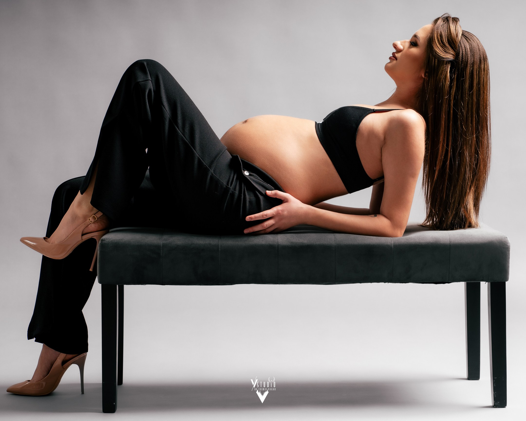 Raluca — maternity. VStudio — mai mult decât fotografii