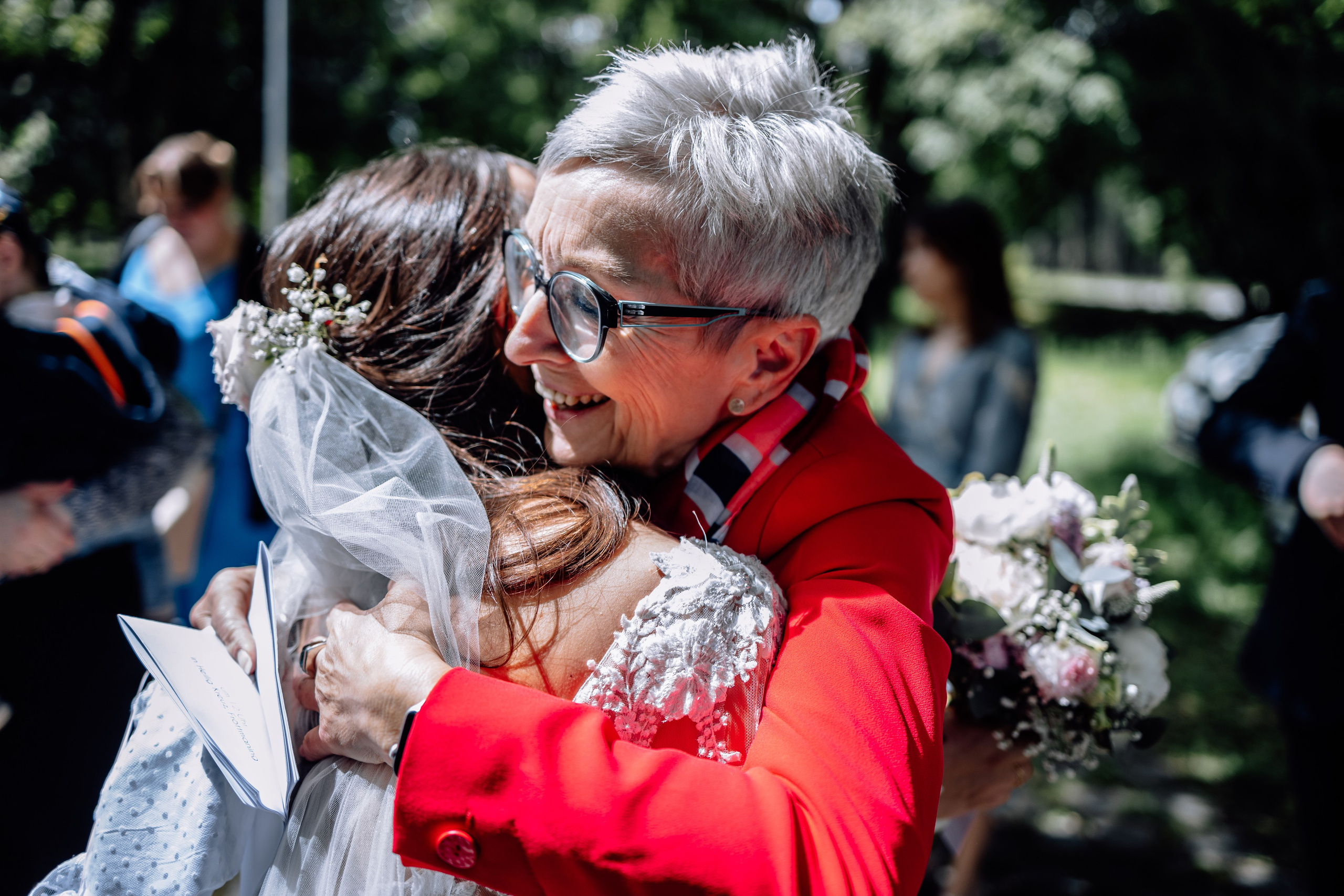 Trauung und Taufe: Heilig-Kreuz-Kirche. Hochzeitsfotograf München Taufe Familienfotograf Tanja Mauke
