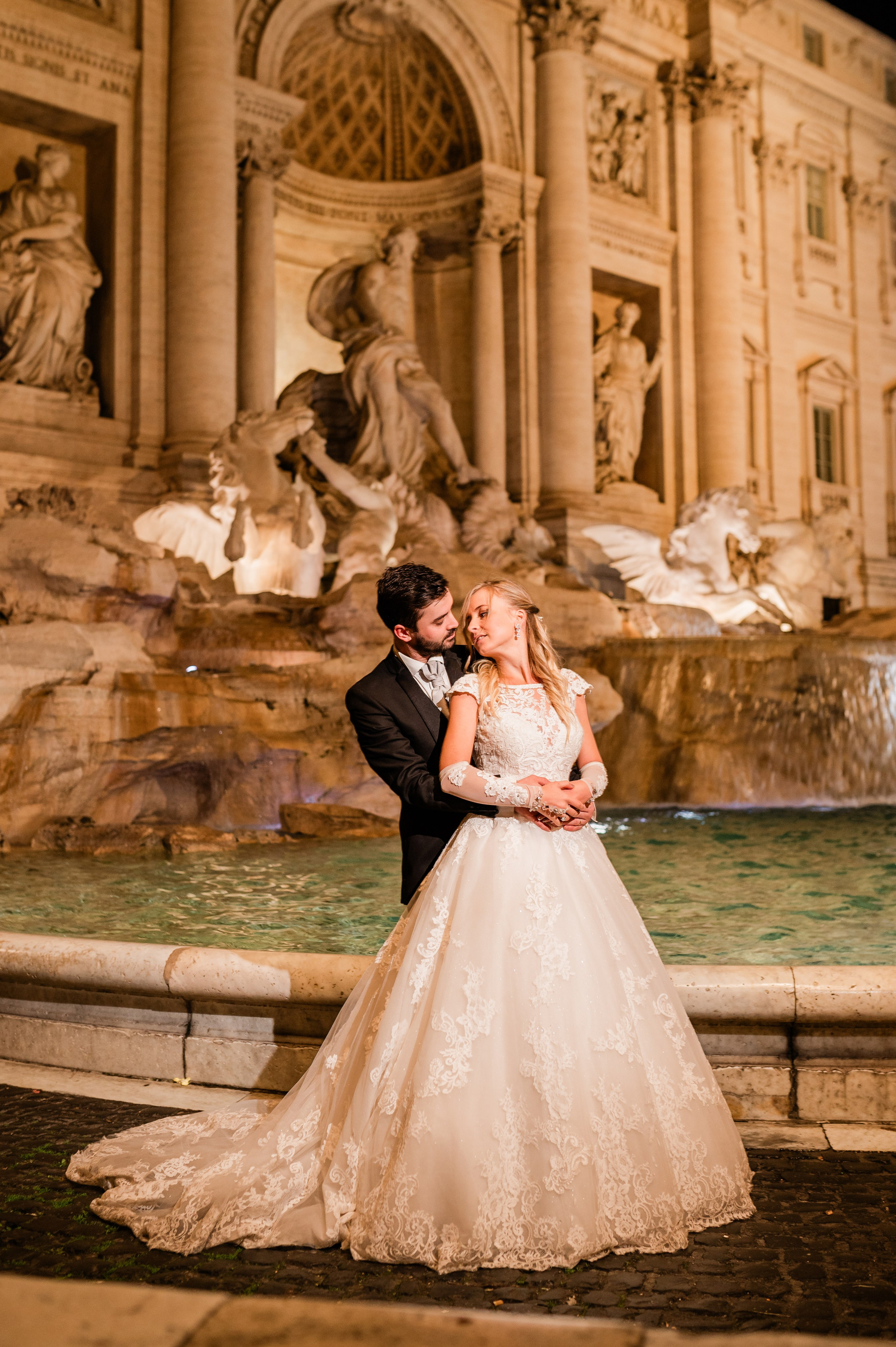 Servizio Post Matrimoniale Notturno a Roma. Fotografo Matrimonio a Roma | Servizio Fotografico Matrimonio