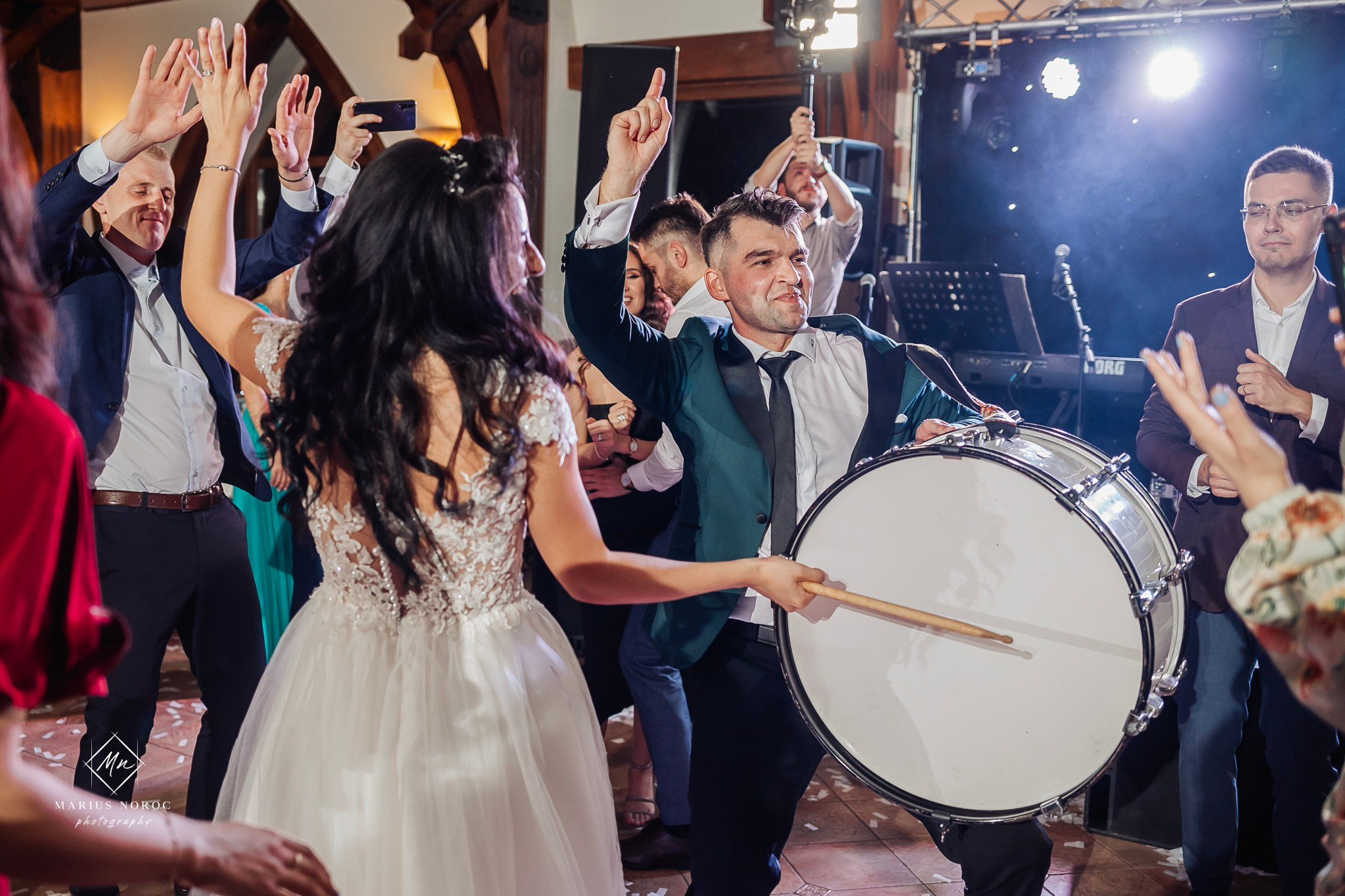 Elena & Petrisor | Hotel Restaurant La Castel Iasi