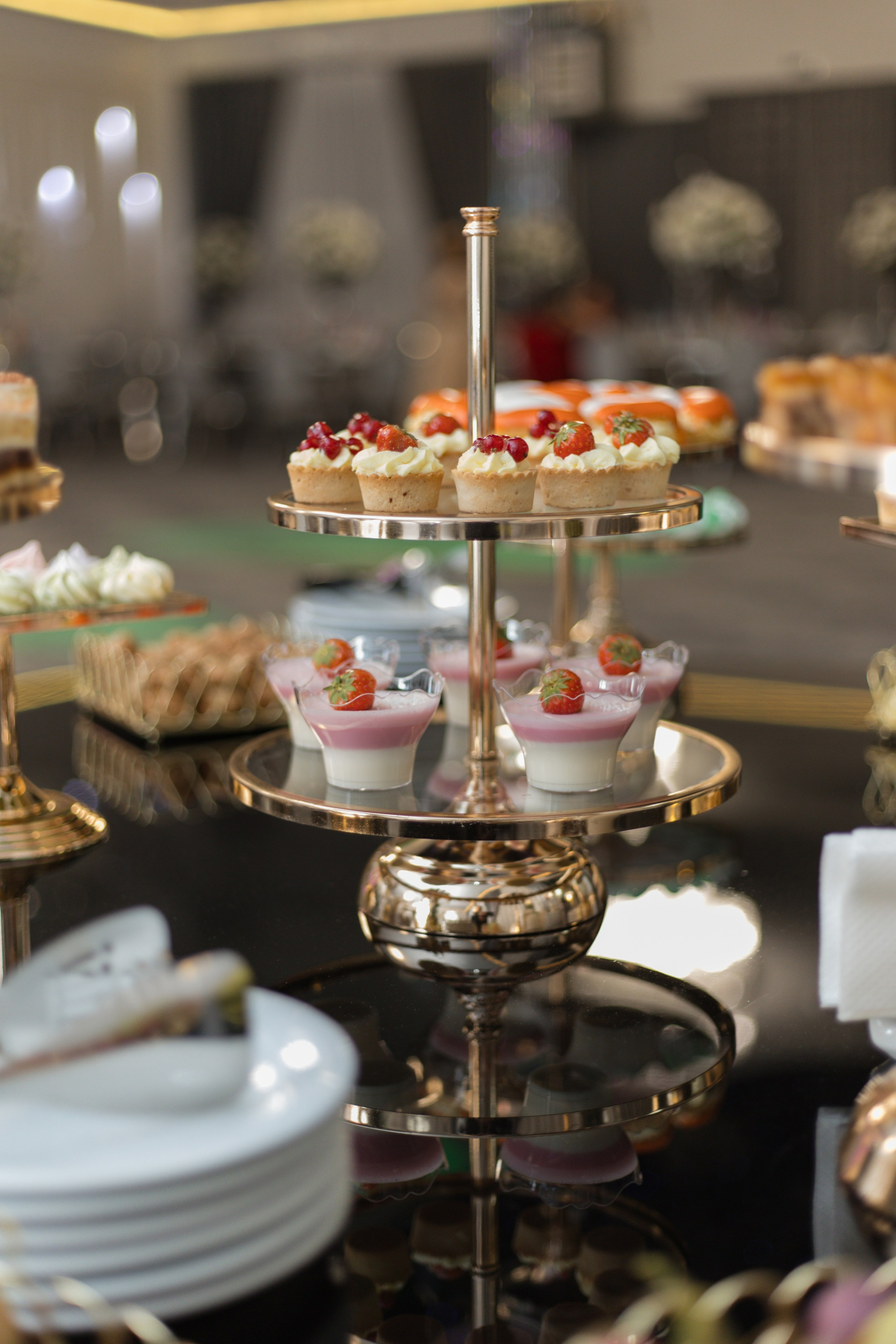 Valentina & Marcel. Fotograf si videograf — evenimente si studio