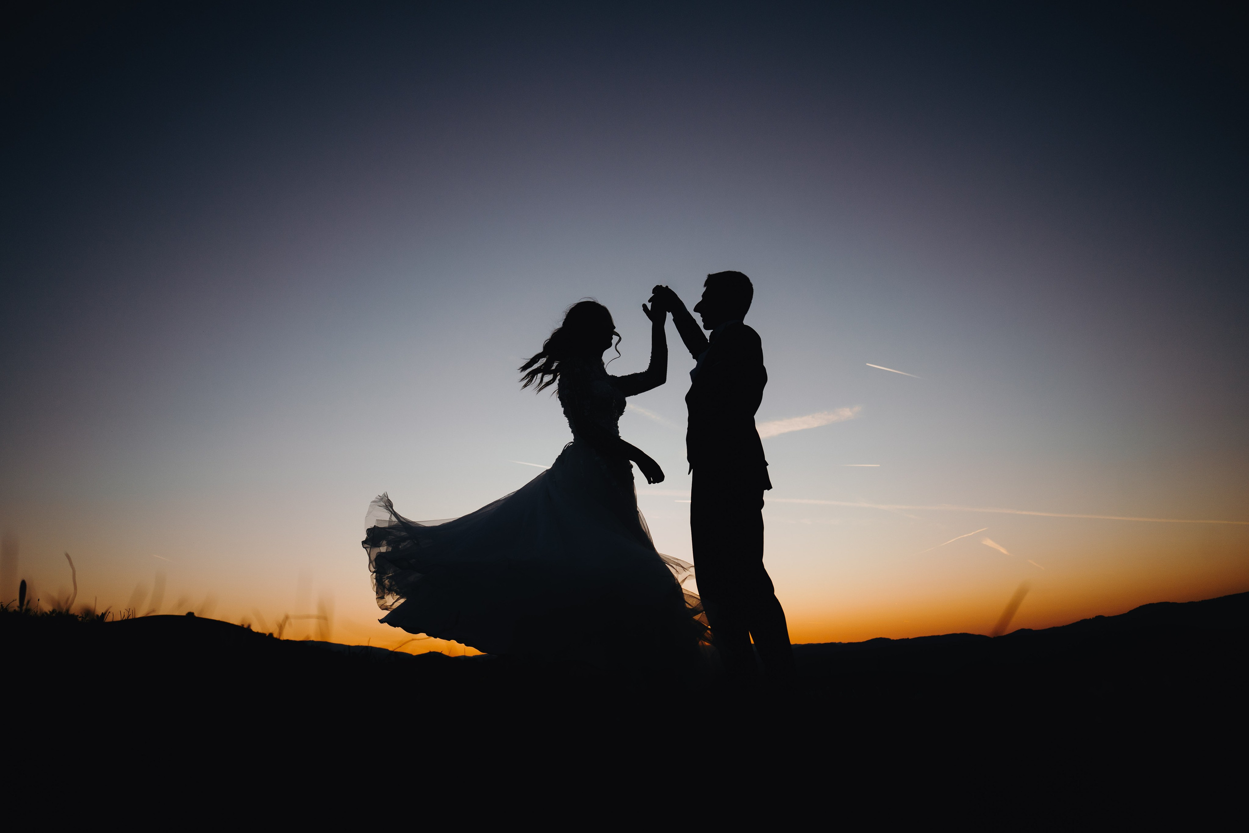 Andreea și Balint. Foto-Video Nunta Iasi, Suceava, Bucuresti / Disponibilitate 2025 — 2026 — 2027