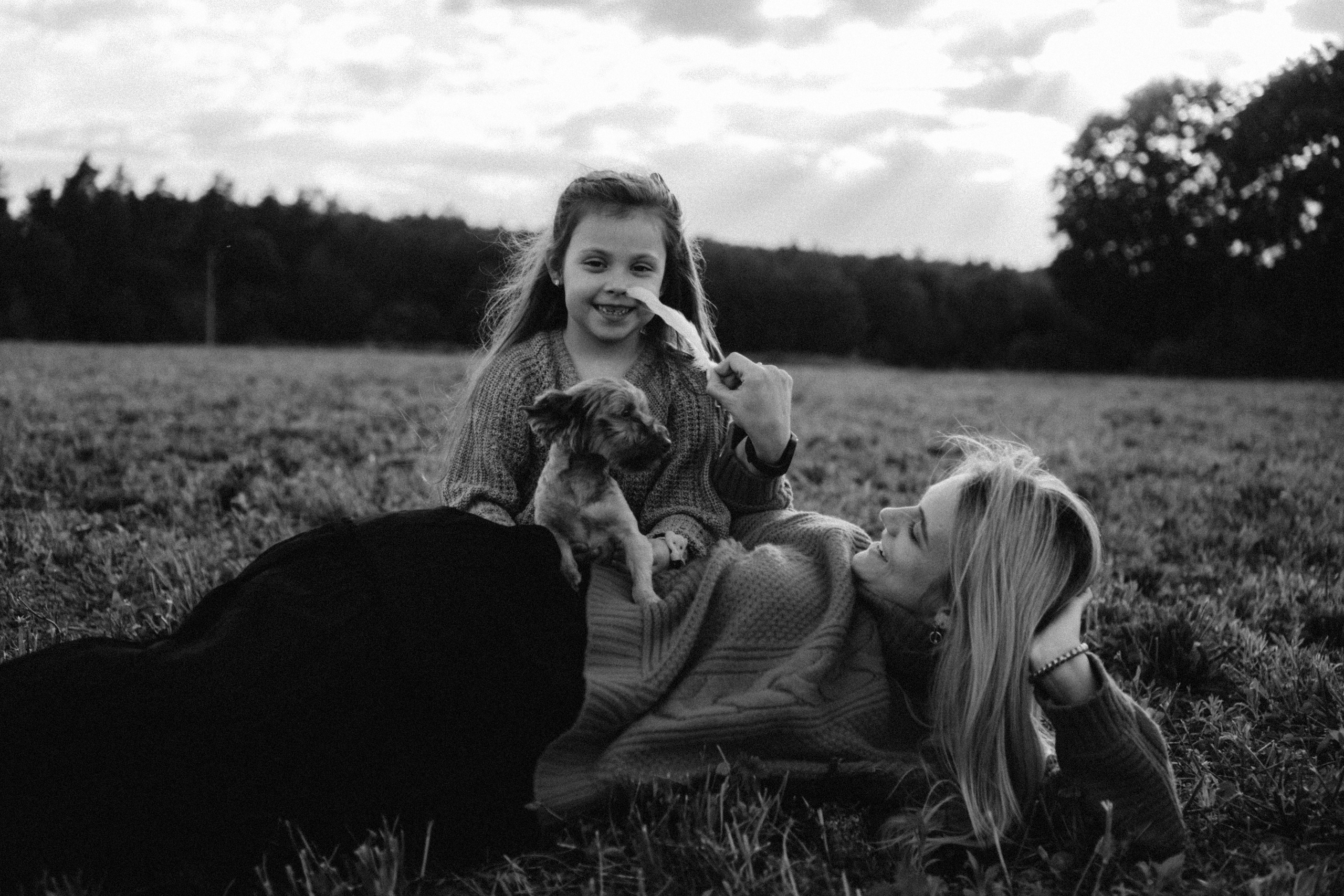 Family photographer in Warsaw Sasha Zenzina