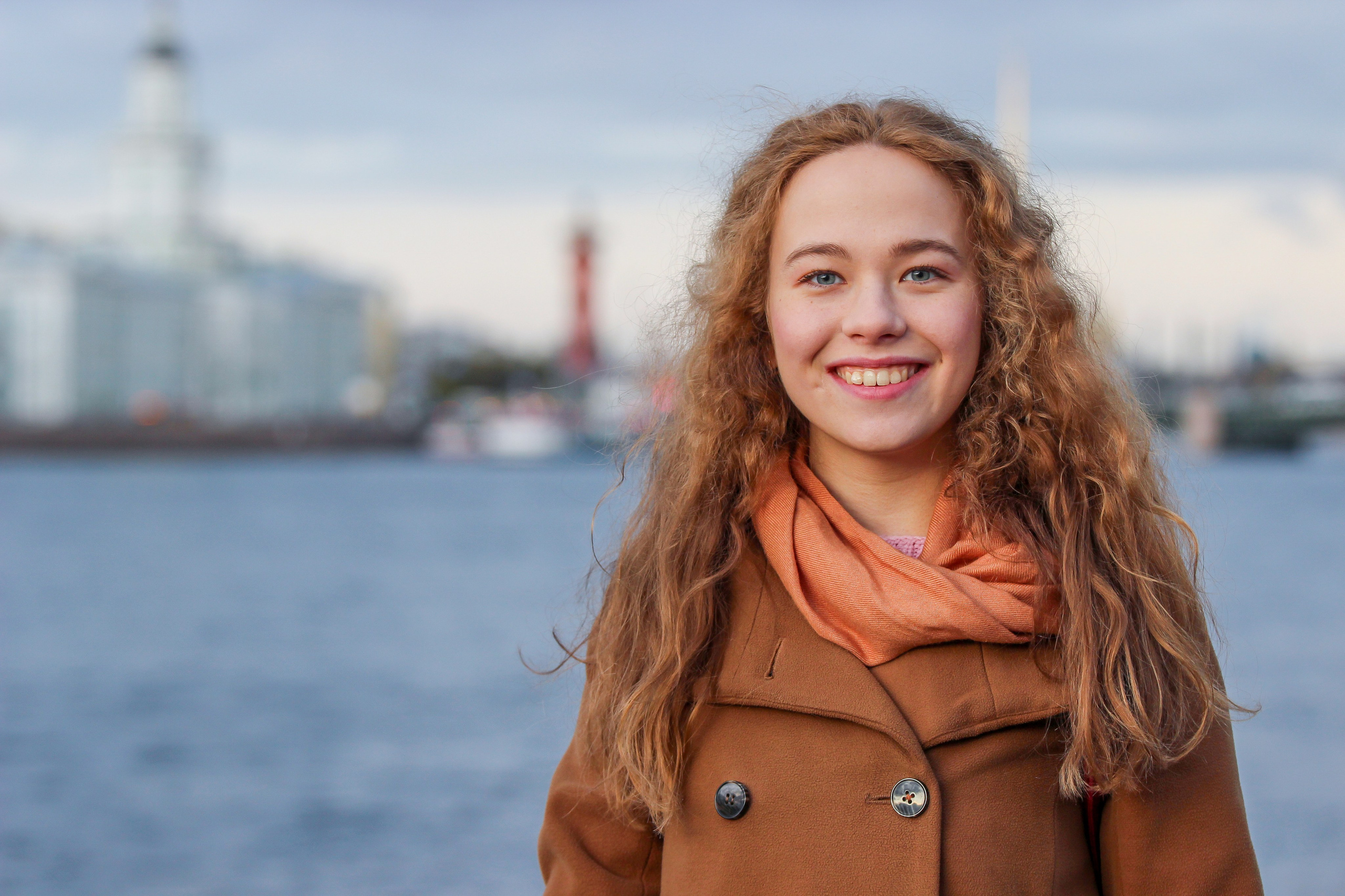 Julia in Saint-Petersburg. Main