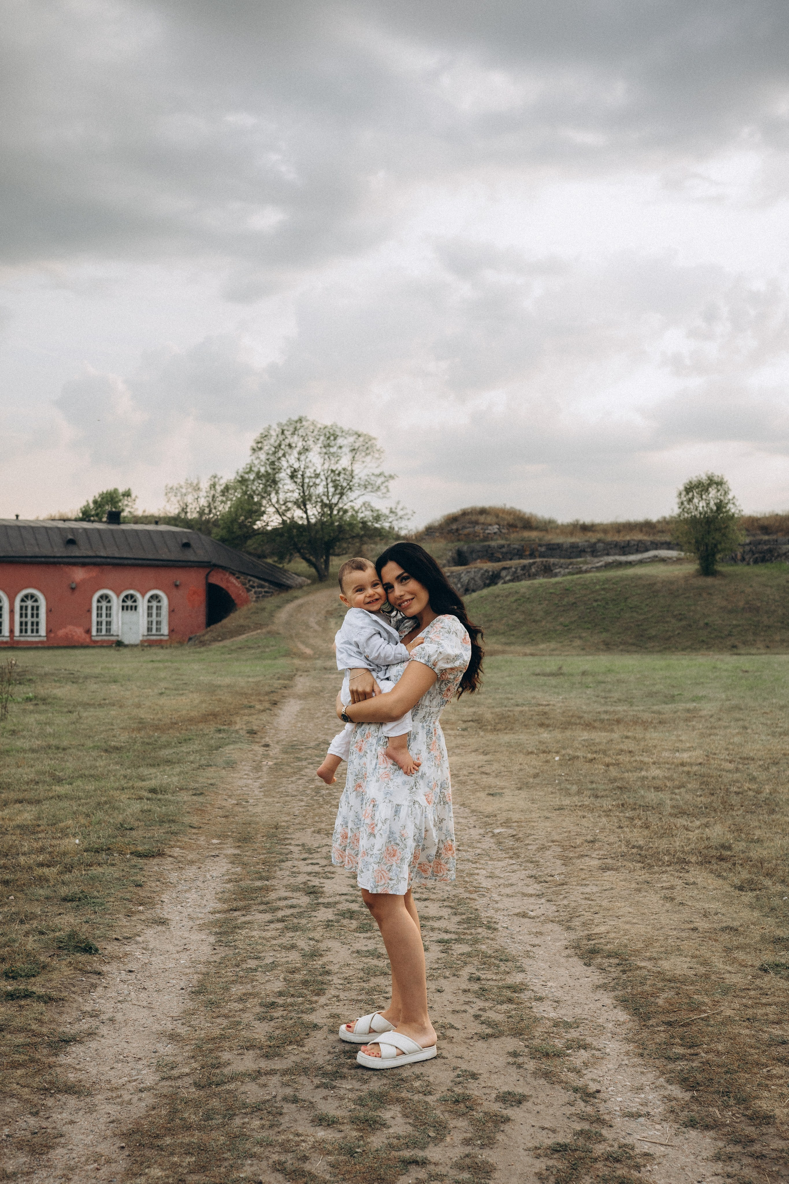 Summer. Wedding and portrait photographer in Helsinki Vickan O