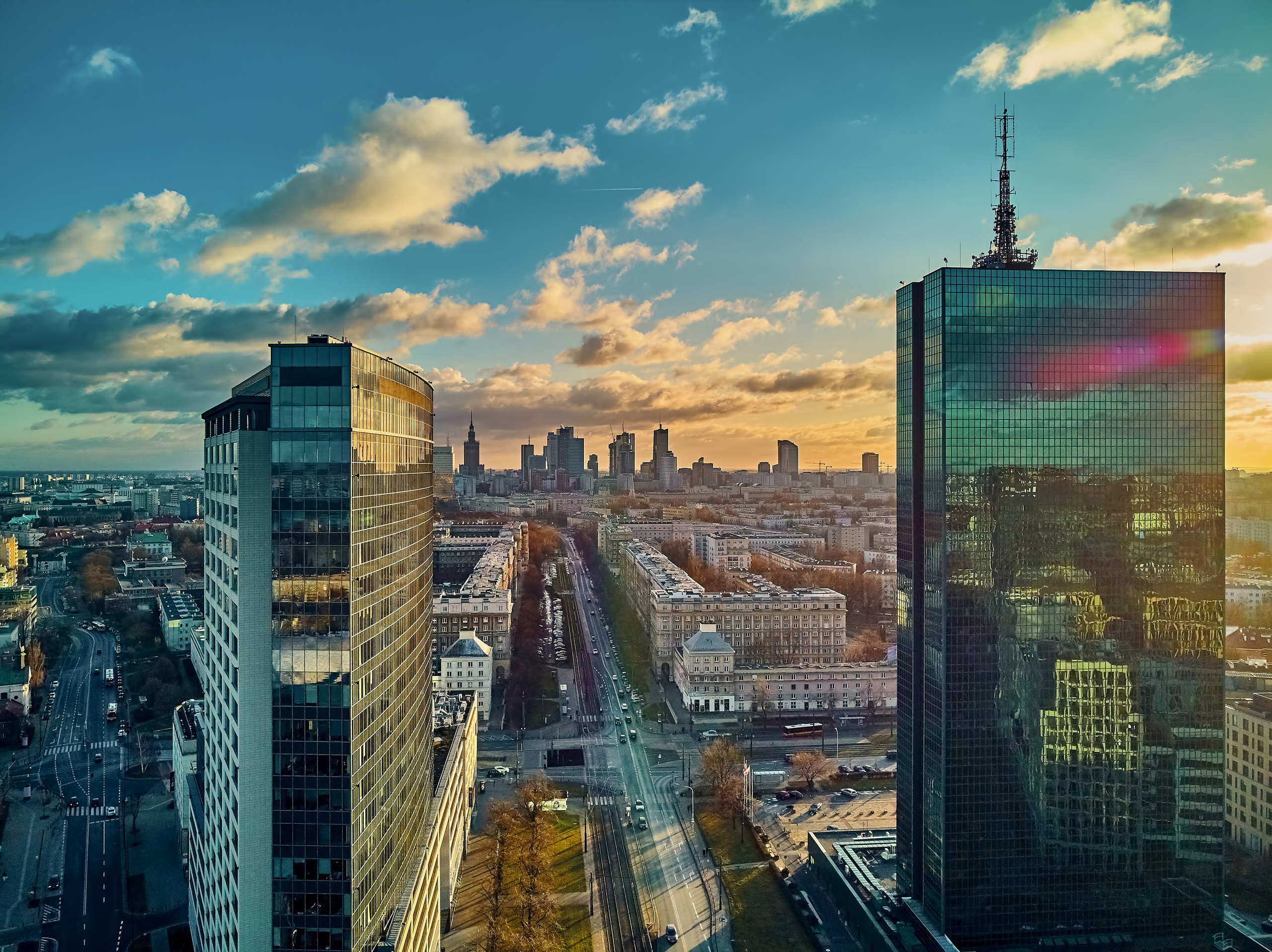 „Mam tak samo jak Ty…” - Warszawa z lotu ptaka. Andriej Szypilow — Photography & Videography