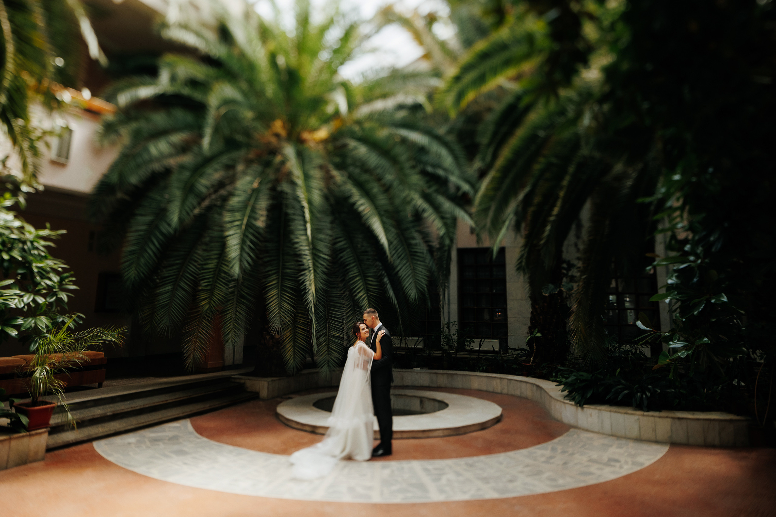 Drunk in love. Servicii Foto Video în Chișinău și Europa ID-Brothers