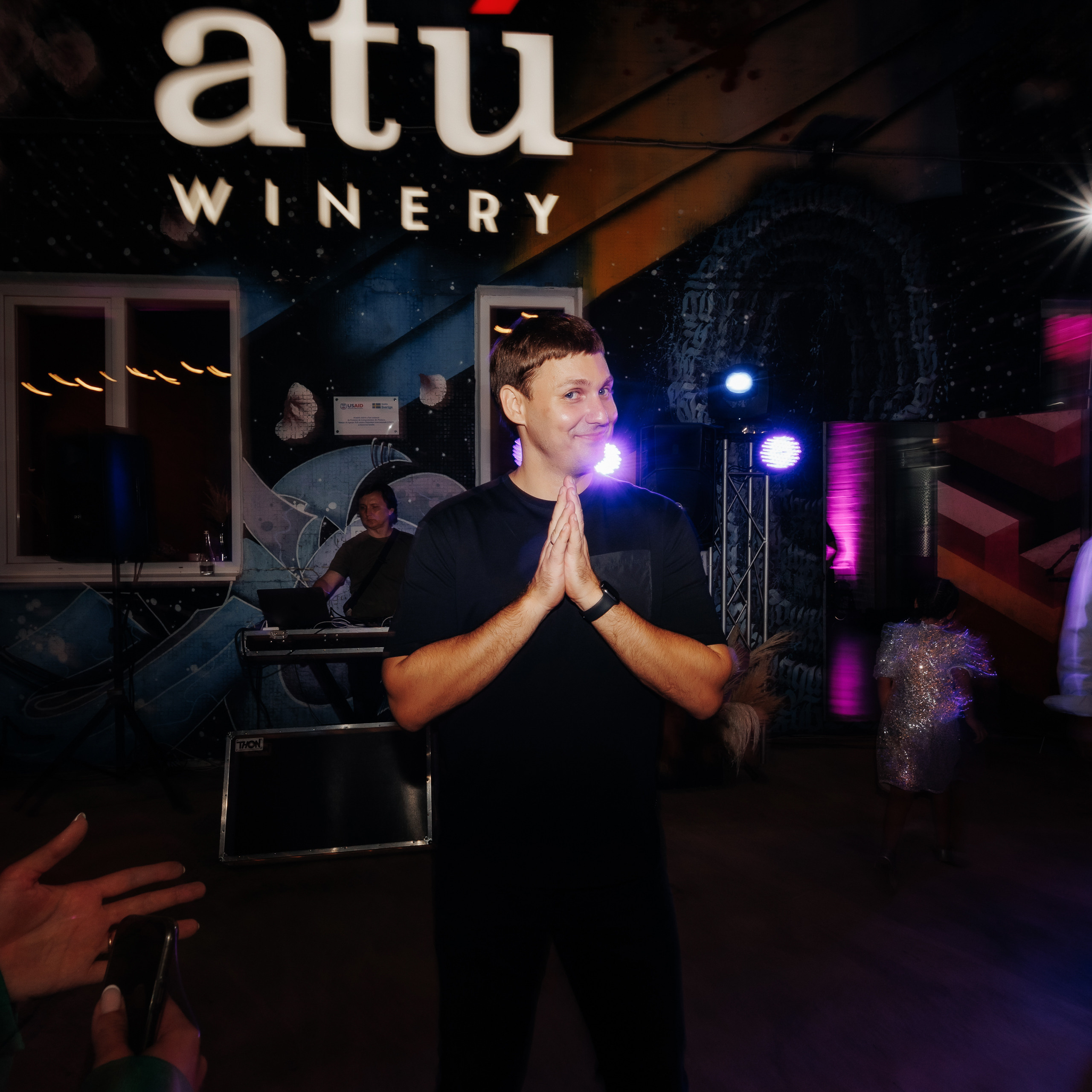 Drunk in love. Servicii Foto Video în Chișinău și Europa ID-Brothers