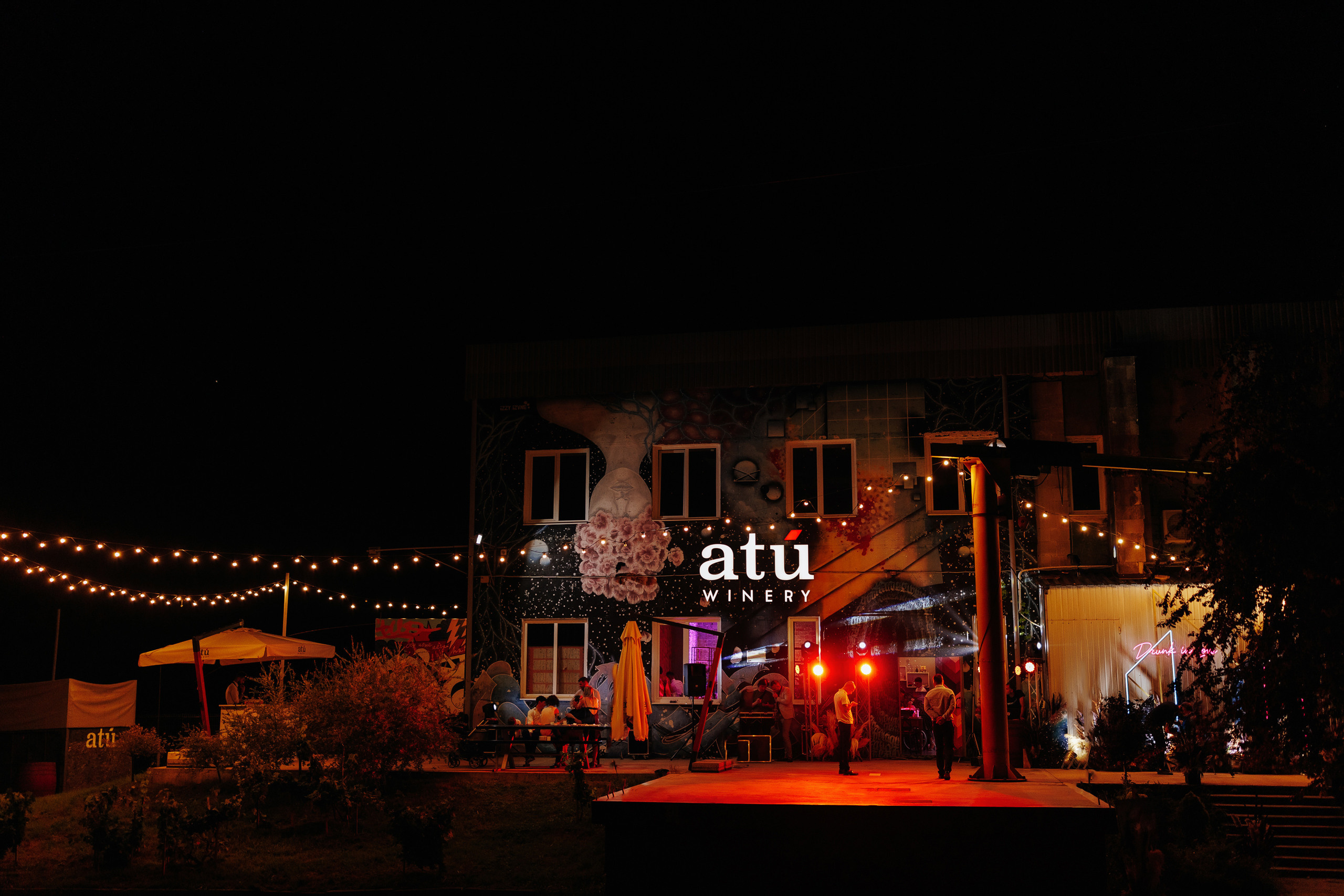 Drunk in love. Servicii Foto Video în Chișinău și Europa ID-Brothers